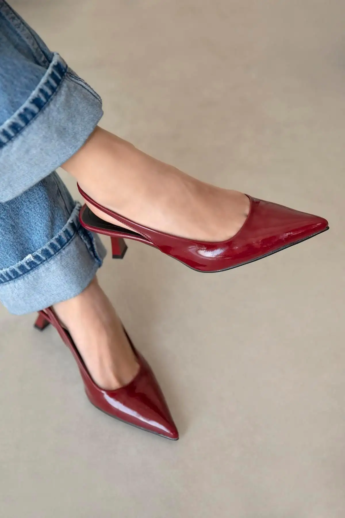 کفش پاشنه بلند زنانه دار نقرهای از جنس روکش براق به رنگ bordo - 5117 کفش پاشنه بلند زنانه دار نقرهای از جنس روکش براق به رنگ bordo - 5117