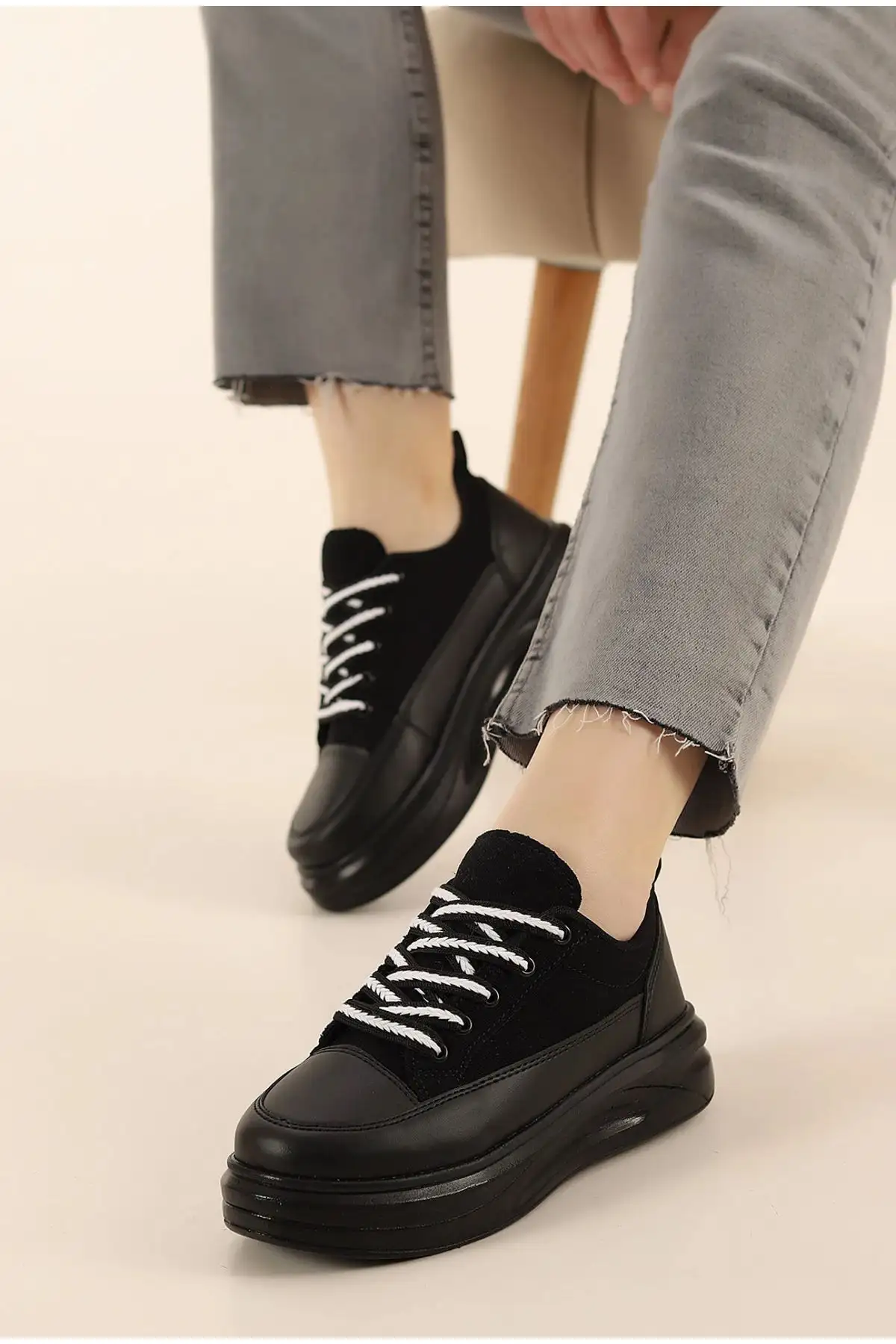 کفش ورزشی کفش های ورزشی روزمره زنانه مشکی - 3385 کفش ورزشی کفش های ورزشی روزمره زنانه مشکی - 3385