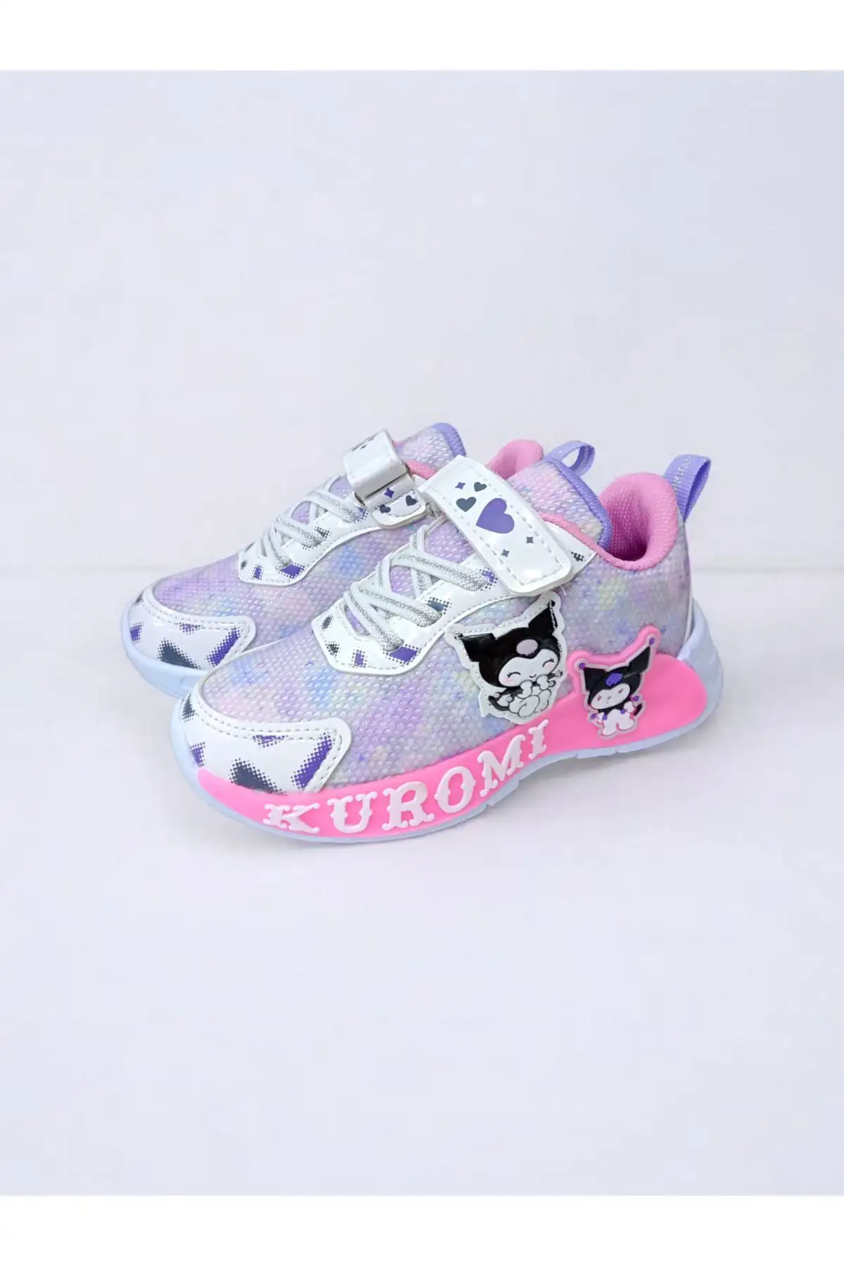 کفش دخترانه کفش ورزشی دخترانه سبک و انعطاف‌پذیر با نور کیورومی (Kuromi) سایز 26 تا 30 - 3807