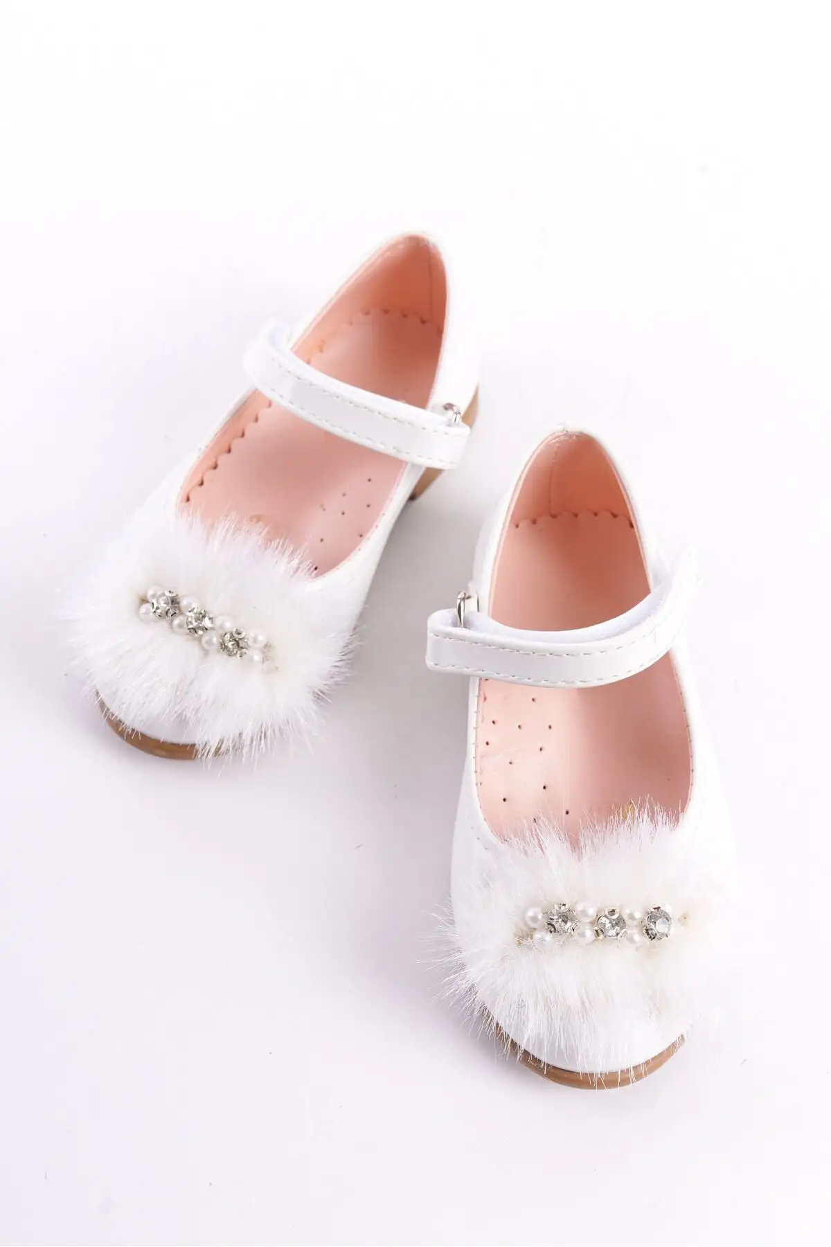 کفش بچگانه بابت دخترانه جدید فصل با جزئیات سنگ و پر سفید - 4412 کفش بچگانه بابت دخترانه جدید فصل با جزئیات سنگ و پر سفید - 4412