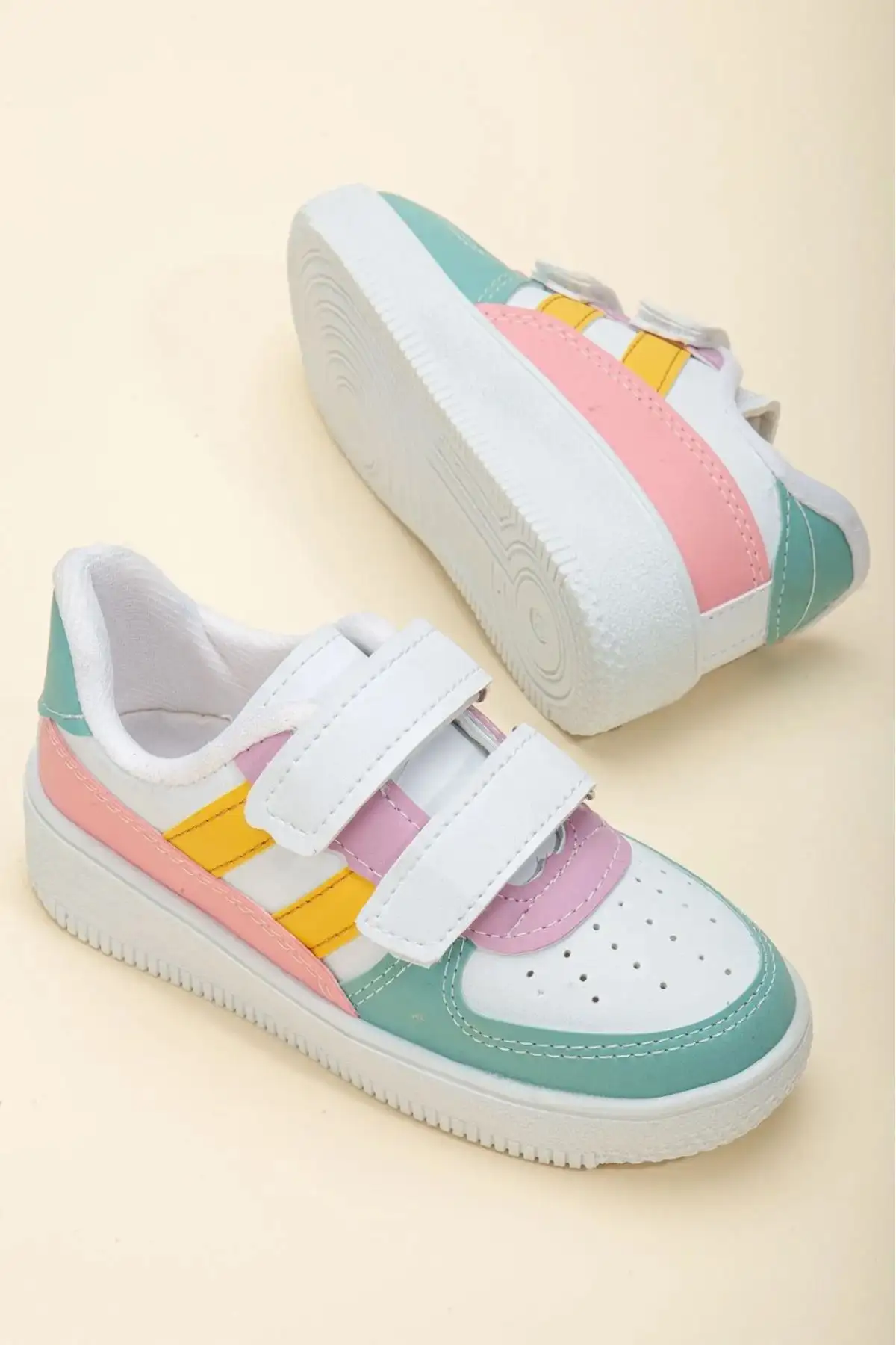 کفش بچگانه کفش اسپرت بچهگانه unisex مناسب برای مدارس - 3604 کفش بچگانه کفش اسپرت بچهگانه unisex مناسب برای مدارس - 3604