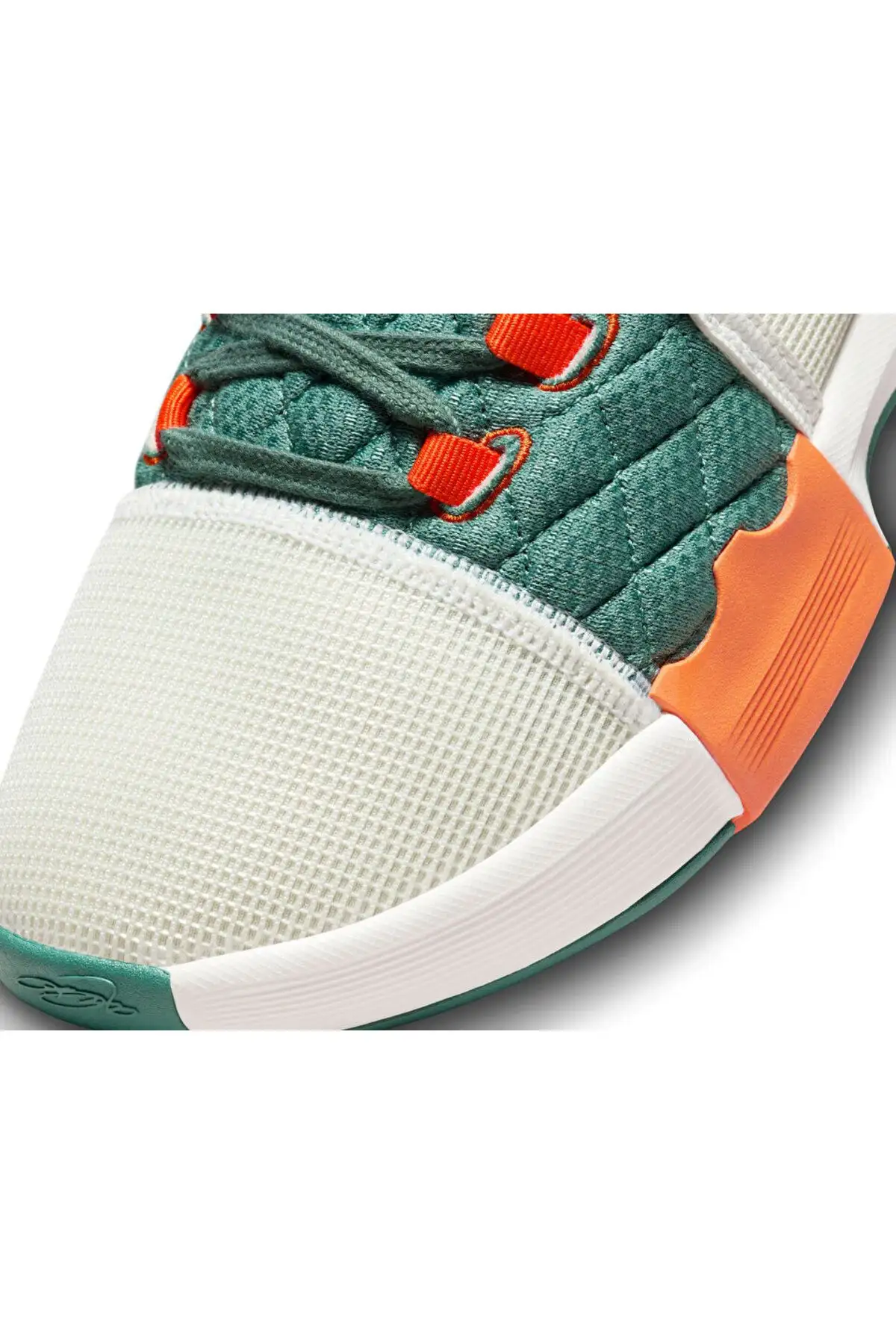 کفش بسکتبال   یونیسکس مدل FB2239-101 رنگهای متنوع لبرون ویتنس 8 - 4282 کفش بسکتبال یونیسکس مدل FB2239-101 رنگهای متنوع لبرون ویتنس 8 - 4282