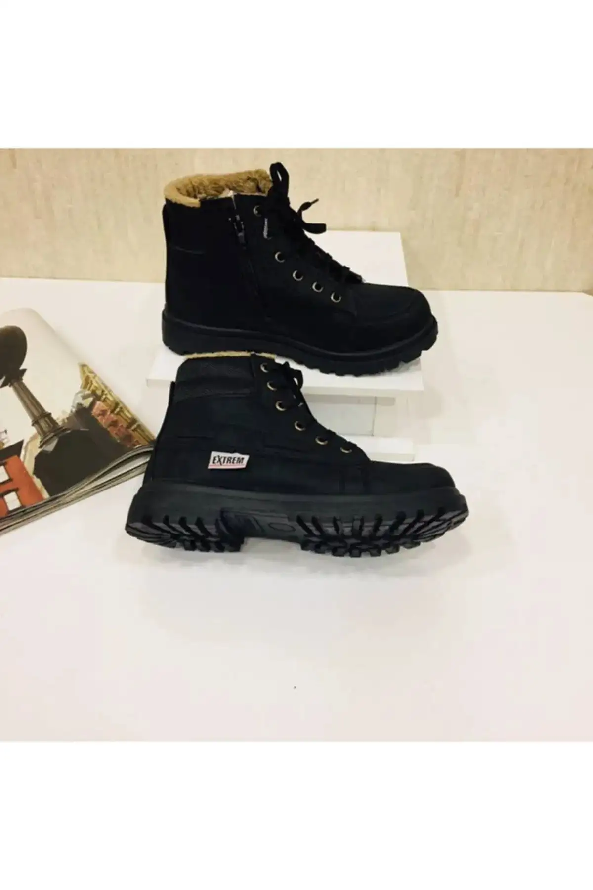 کفش دخترانه چکمه مردانه مشکی با آستری پشمی و زیپ - 5209 کفش دخترانه چکمه مردانه مشکی با آستری پشمی و زیپ - 5209