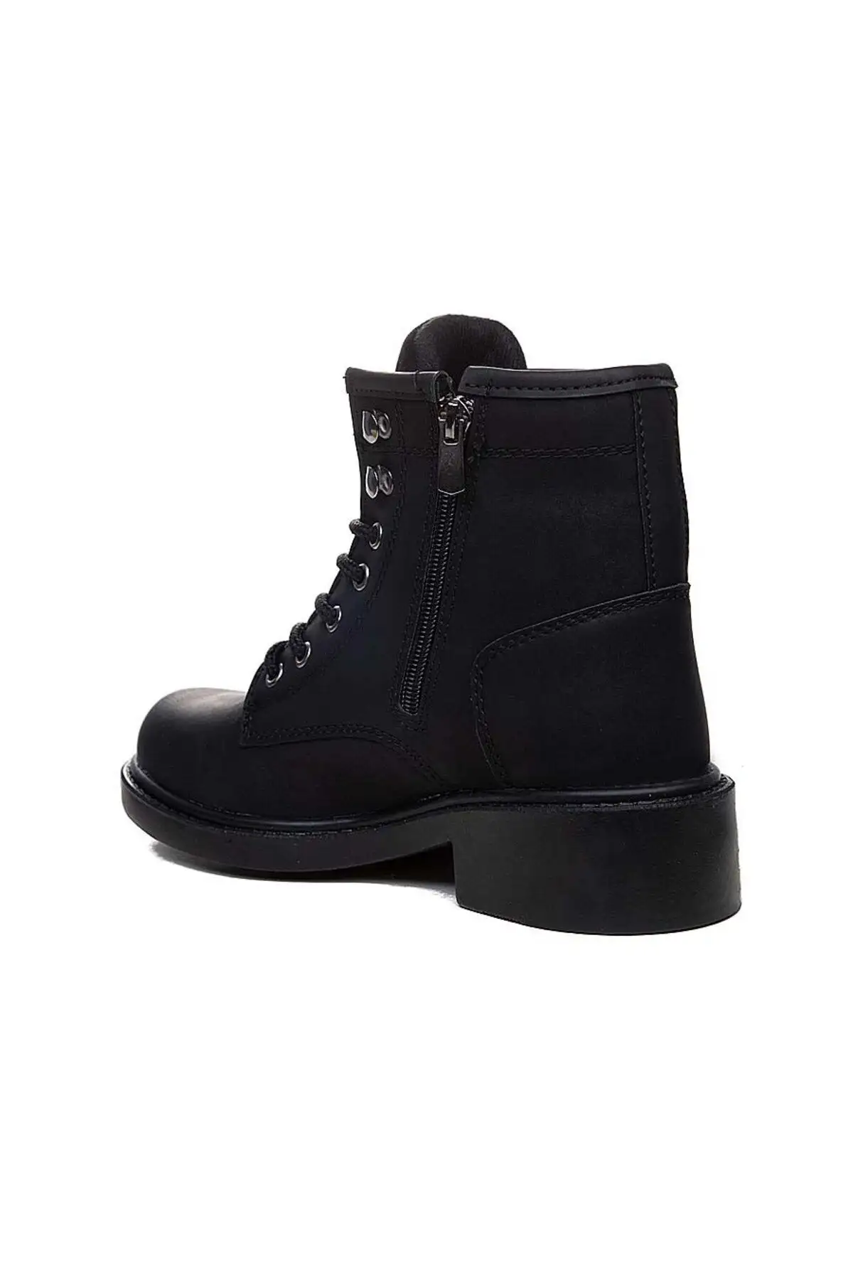 بوت مردانه کفش چرم کبریتی بنددار و زیپی زنانه و مردانه با زیره ضد لغزش و استایل موتوری برای فصل زمستان - 3445 بوت مردانه کفش چرم کبریتی بنددار و زیپی زنانه و مردانه با زیره ضد لغزش و استایل موتوری برای فصل زمستان - 3445