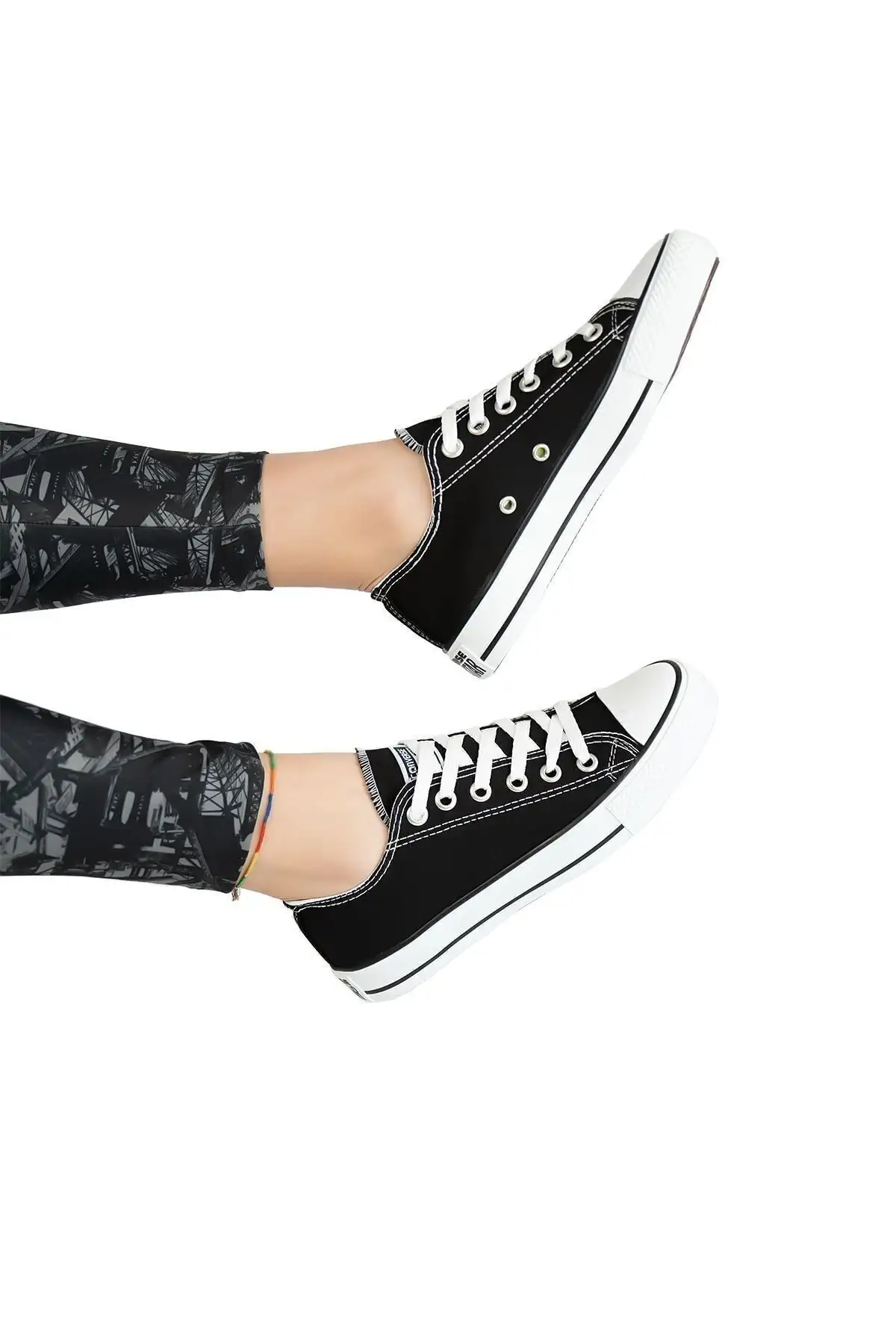 کفش ورزشی کفش اسپرت کتانی مدل کوتاه مشکی سفید برای همه سنین - 3355 کفش ورزشی کفش اسپرت کتانی مدل کوتاه مشکی سفید برای همه سنین - 3355