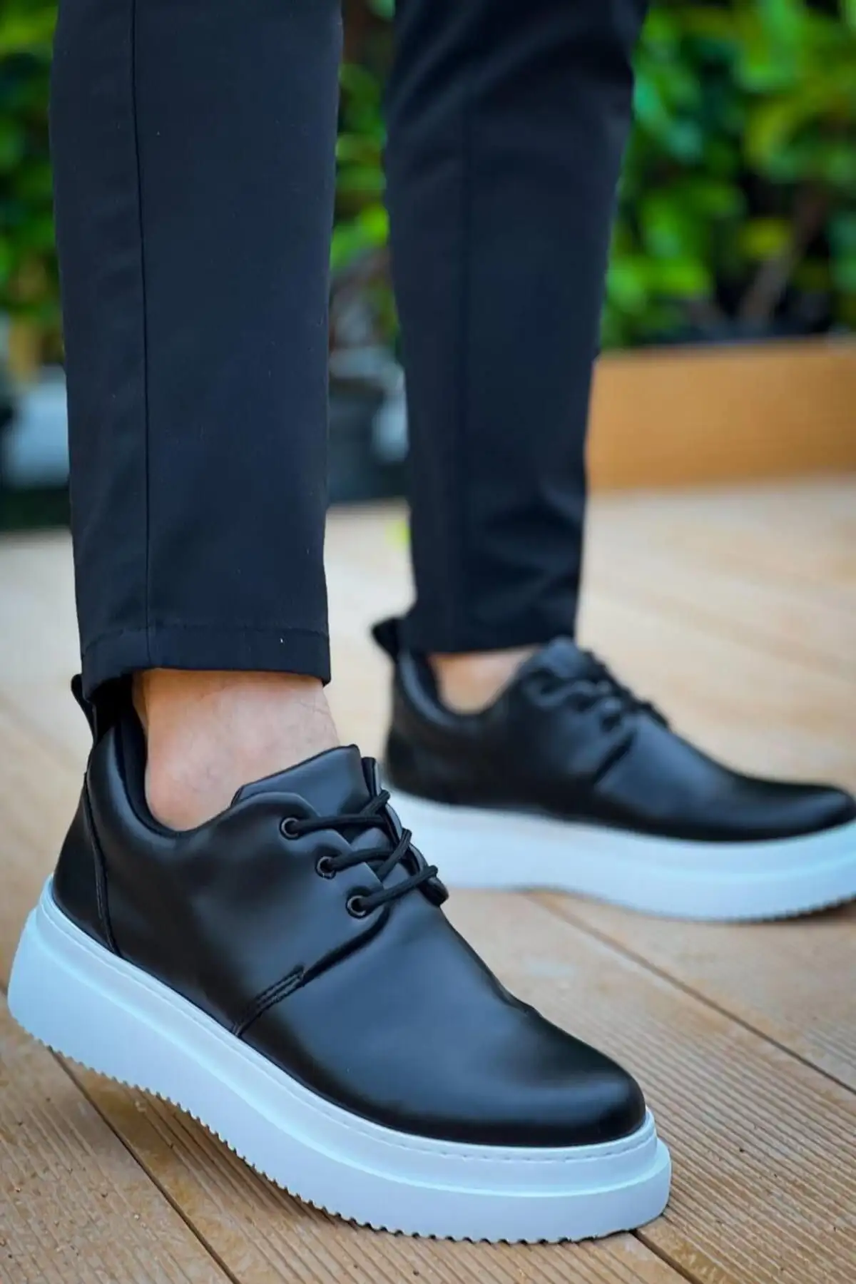 کفش رسمی مردانه  روزمره  با کفی ضخیم و بنددار دورتموند - سیاه/سفید - 4633 کفش رسمی مردانه روزمره با کفی ضخیم و بنددار دورتموند - سیاه/سفید - 4633