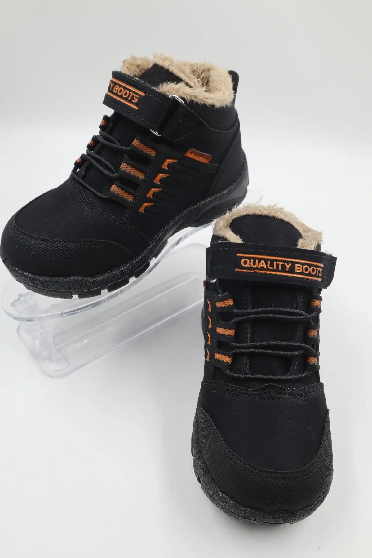 کفش پسرانه چکمه روزمره  بافتنی نارنجی و مشکی - 4488 کفش پسرانه چکمه روزمره بافتنی نارنجی و مشکی - 4488