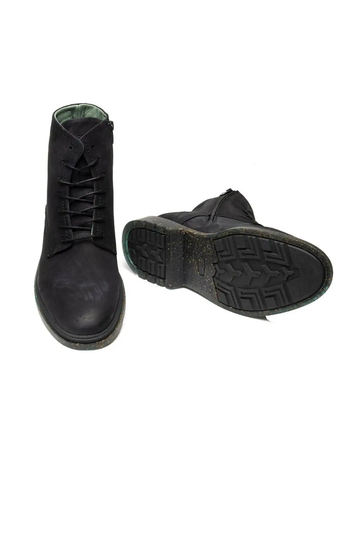 بوت مردانه کفش چکمهای کلاسیک  از چرم طبیعی مشکی - 4977 بوت مردانه کفش چکمهای کلاسیک از چرم طبیعی مشکی - 4977