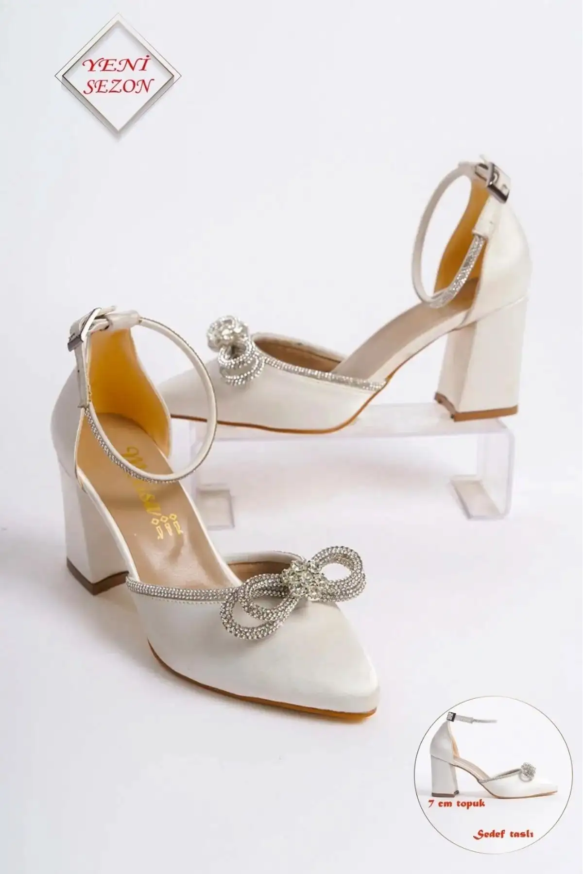 کفش پاشنه‌ بلند زنانه کفش پاشنه‌بلند زنانه ساتن سدهف با سنگ تزئینی و گره‌دار BG1042-119-0020 - 3691