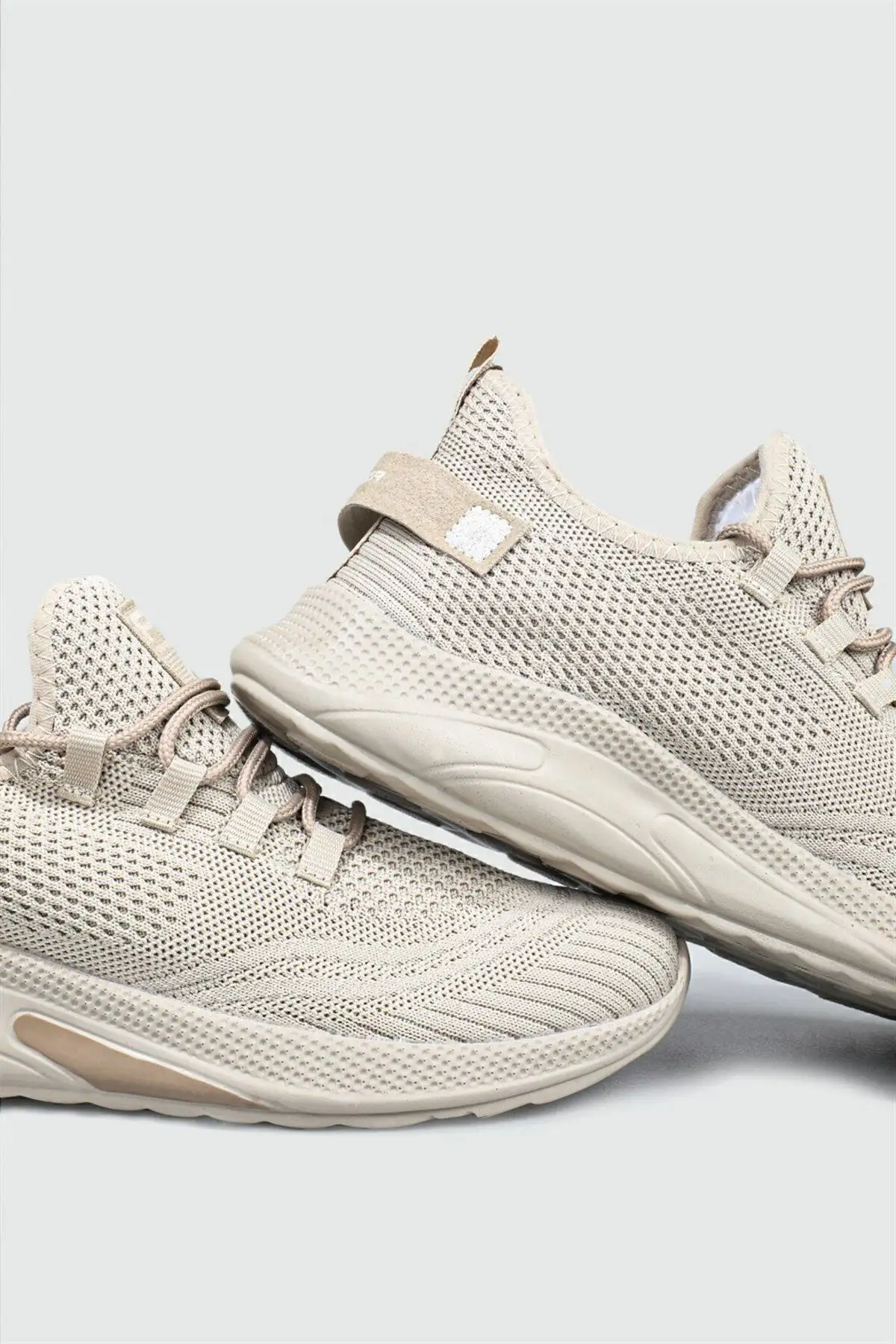 کفش دویدن (رانینگ) کفش اسپرت نخی سُلیپ آن یونیسکس بژ فوق العاده راحت با زیره اورتوپدیک - 3858 کفش دویدن (رانینگ) کفش اسپرت نخی سُلیپ آن یونیسکس بژ فوق العاده راحت با زیره اورتوپدیک - 3858