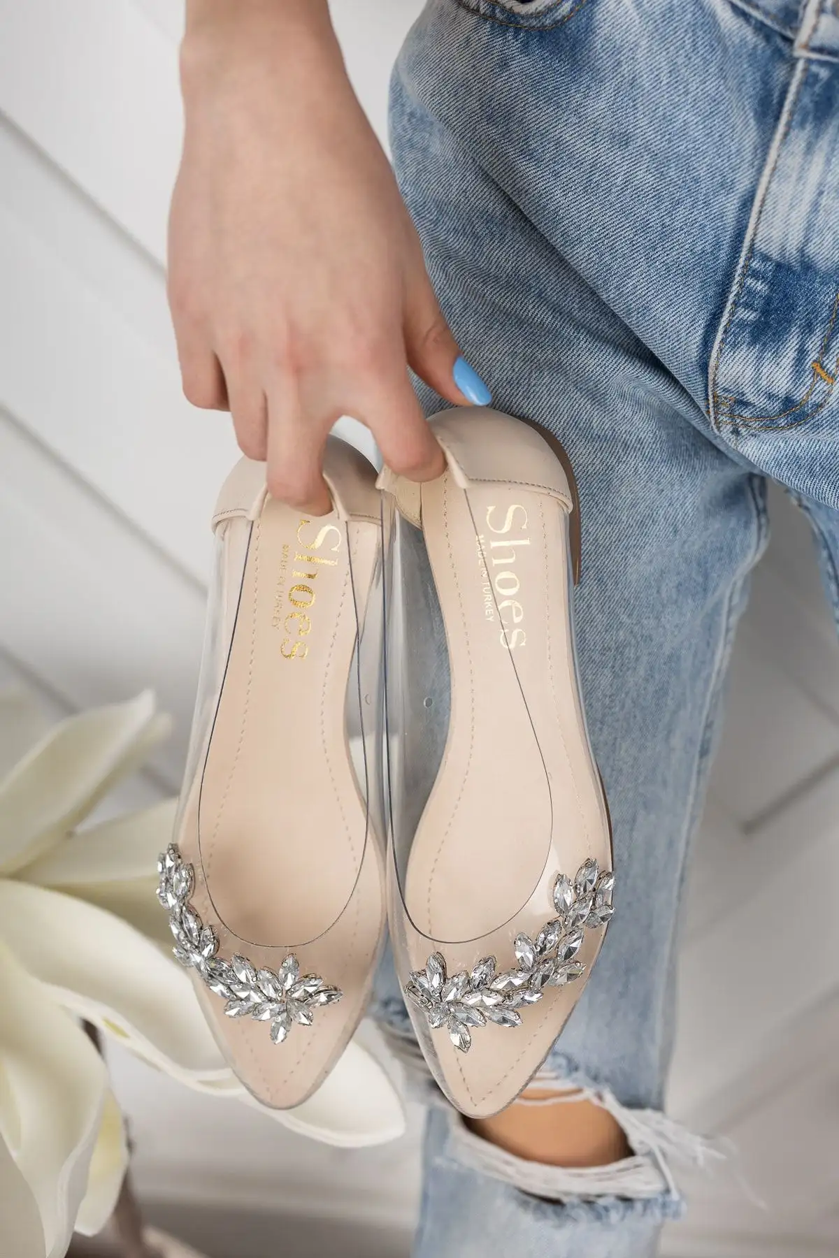 کفش تخت زنانه بابت شفاف با سنگهای زینتی رنگ بدن - 5203 کفش تخت زنانه بابت شفاف با سنگهای زینتی رنگ بدن - 5203