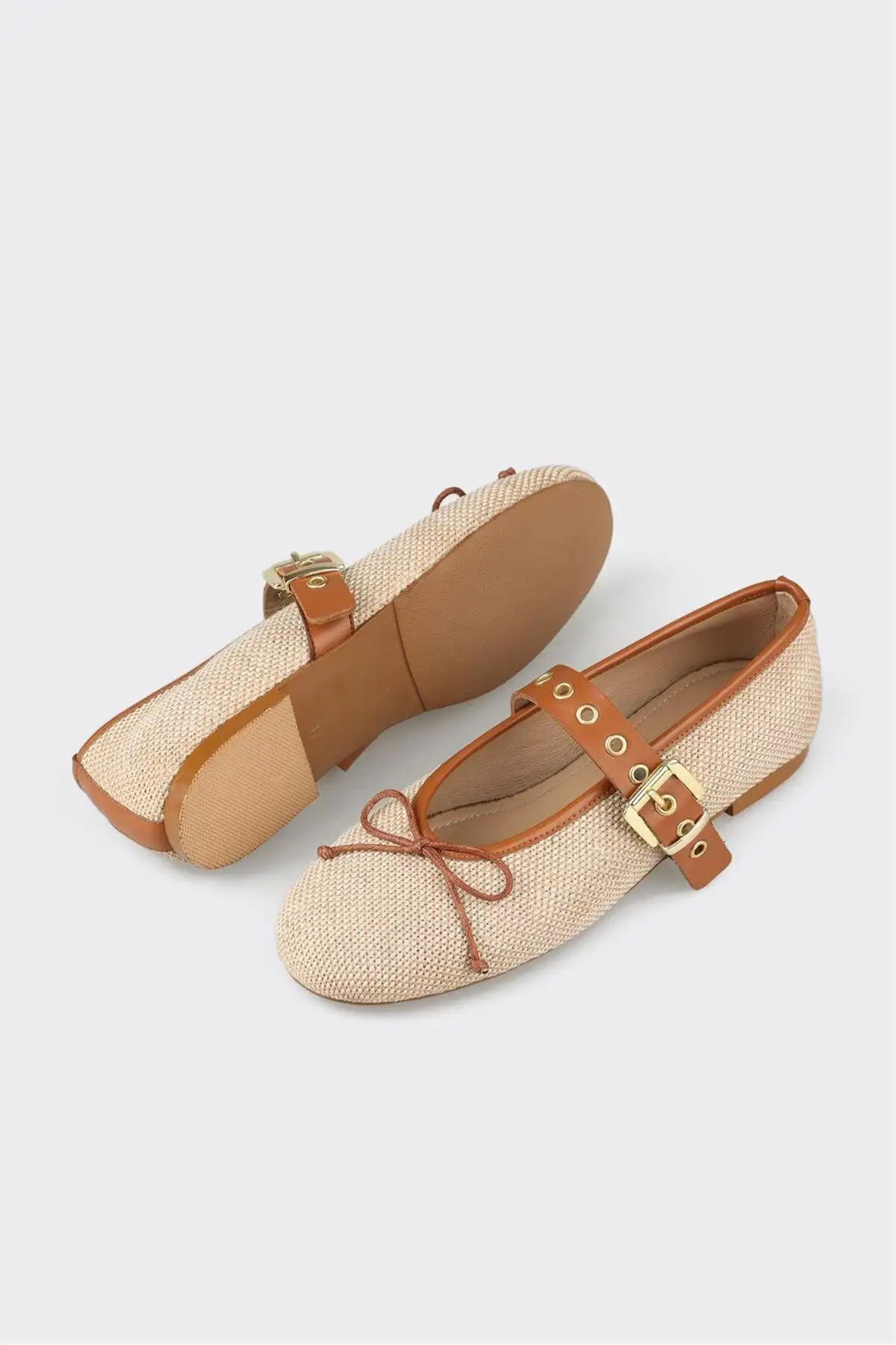 کفش تخت زنانه روزمره بژ - 4527 کفش تخت زنانه روزمره بژ - 4527