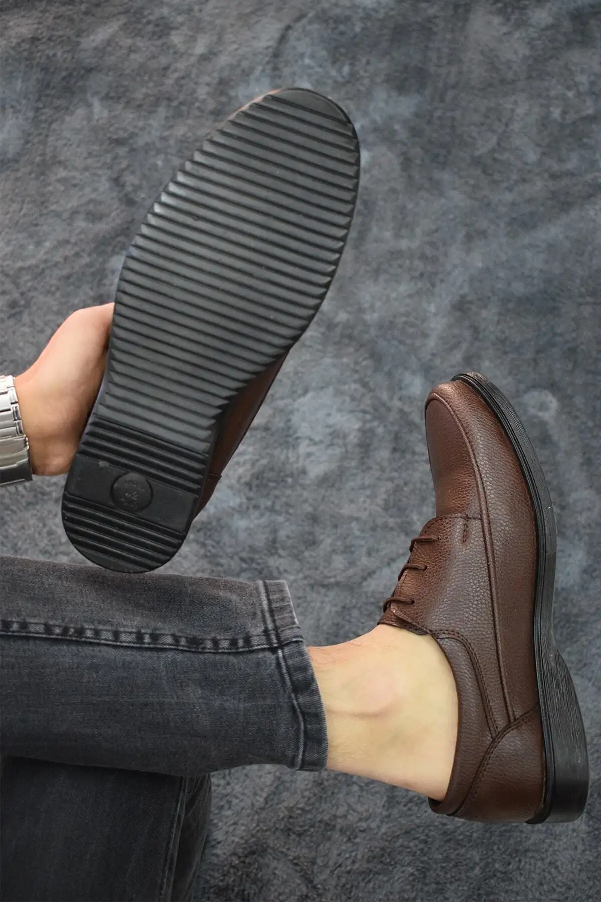 کفش روزمره مردانه   قهوهای بنددار با رویه چرم مصنوعی،  پدرانه با طراحی کلاسیک و مدرن - 4784 کفش روزمره مردانه قهوهای بنددار با رویه چرم مصنوعی، پدرانه با طراحی کلاسیک و مدرن - 4784