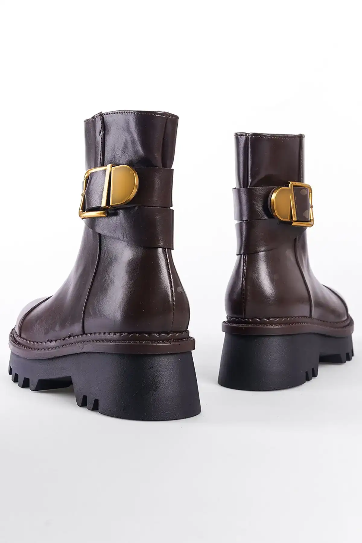 بوت و نیم بوت زنانه Bot طولانی زنانه با زیپ جانبی و قفل فلزی با پایه ترانک - 3455 بوت و نیم بوت زنانه Bot طولانی زنانه با زیپ جانبی و قفل فلزی با پایه ترانک - 3455