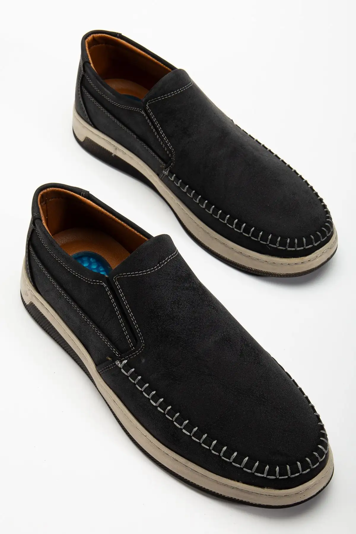 کفش روزمره مردانه کفش مردانه سبک و راحت سیاه جلی ارتوپدیک روزمره - 3946 کفش روزمره مردانه کفش مردانه سبک و راحت سیاه جلی ارتوپدیک روزمره - 3946