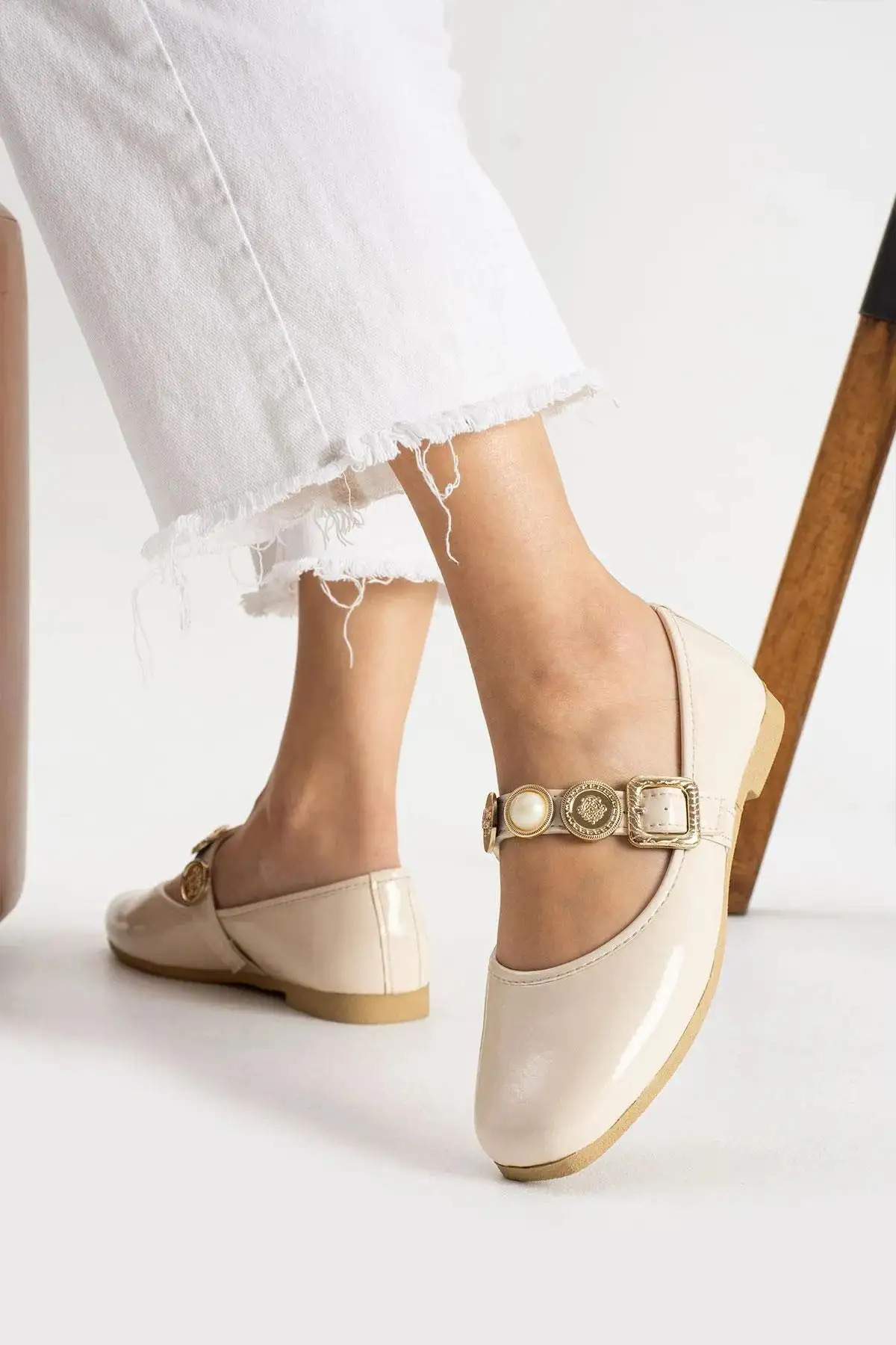 کفش اداری زنانه بابل راحت و سبک، ortopedik و آناتومیک برای استفاده روزمره، بابل خانگی، و فضای باز - 4376 کفش اداری زنانه بابل راحت و سبک، ortopedik و آناتومیک برای استفاده روزمره، بابل خانگی، و فضای باز - 4376