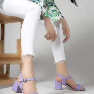 کفش صندل زنانه پاشنه‌بلند لیلا 0012355 - 4852