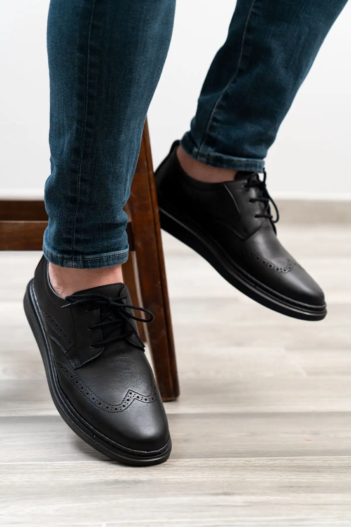 کفش رسمی مردانه 1. کلاسیک 2. از جنس چرم طبیعی 3. روزمره 4. لوفر 5. غیر - 5373