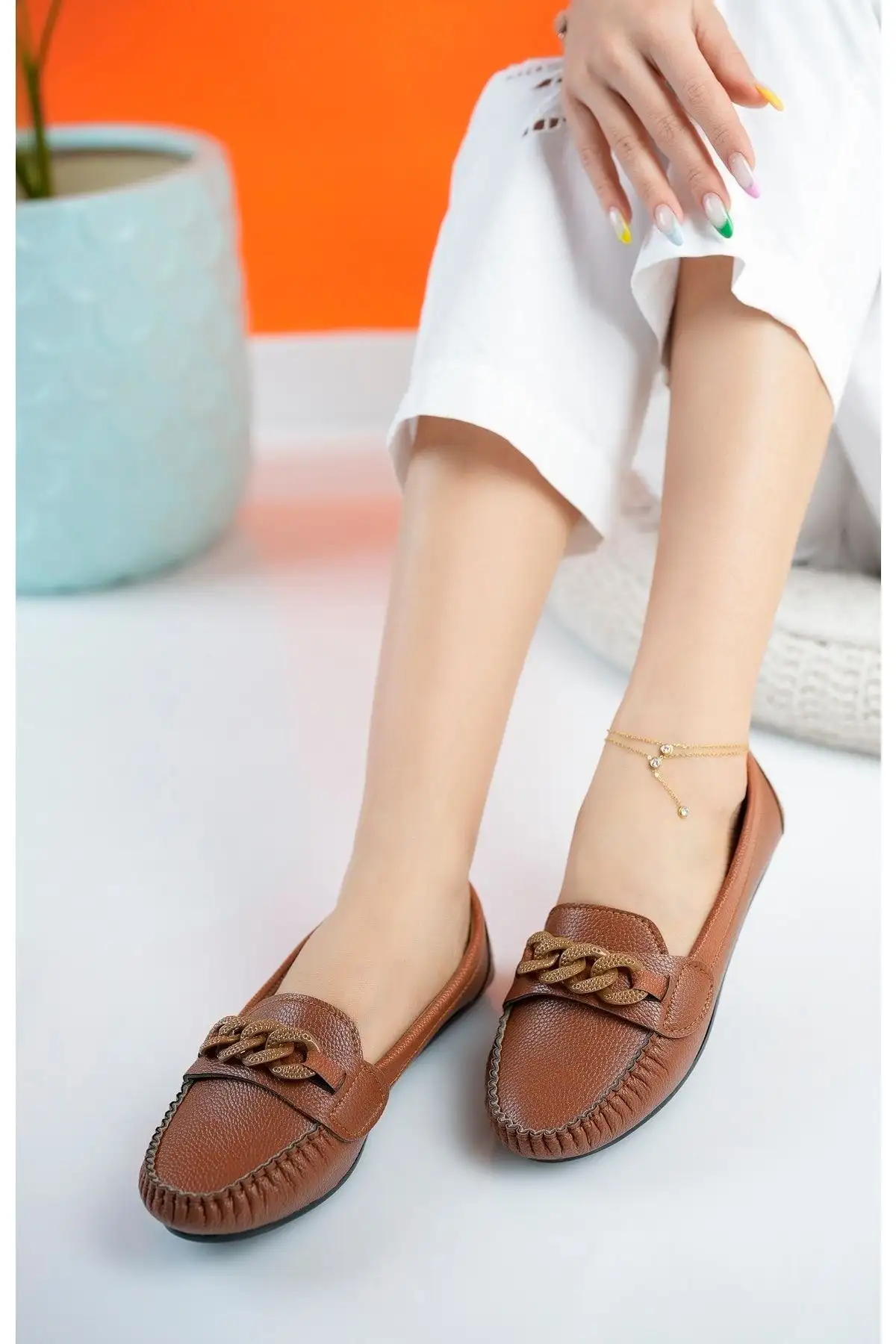 کفش اداری زنانه راحتی از چرم با sole نرم برای استفاده روزمره و ، مناسب برای فصل. - 5082 کفش اداری زنانه راحتی از چرم با sole نرم برای استفاده روزمره و ، مناسب برای فصل. - 5082