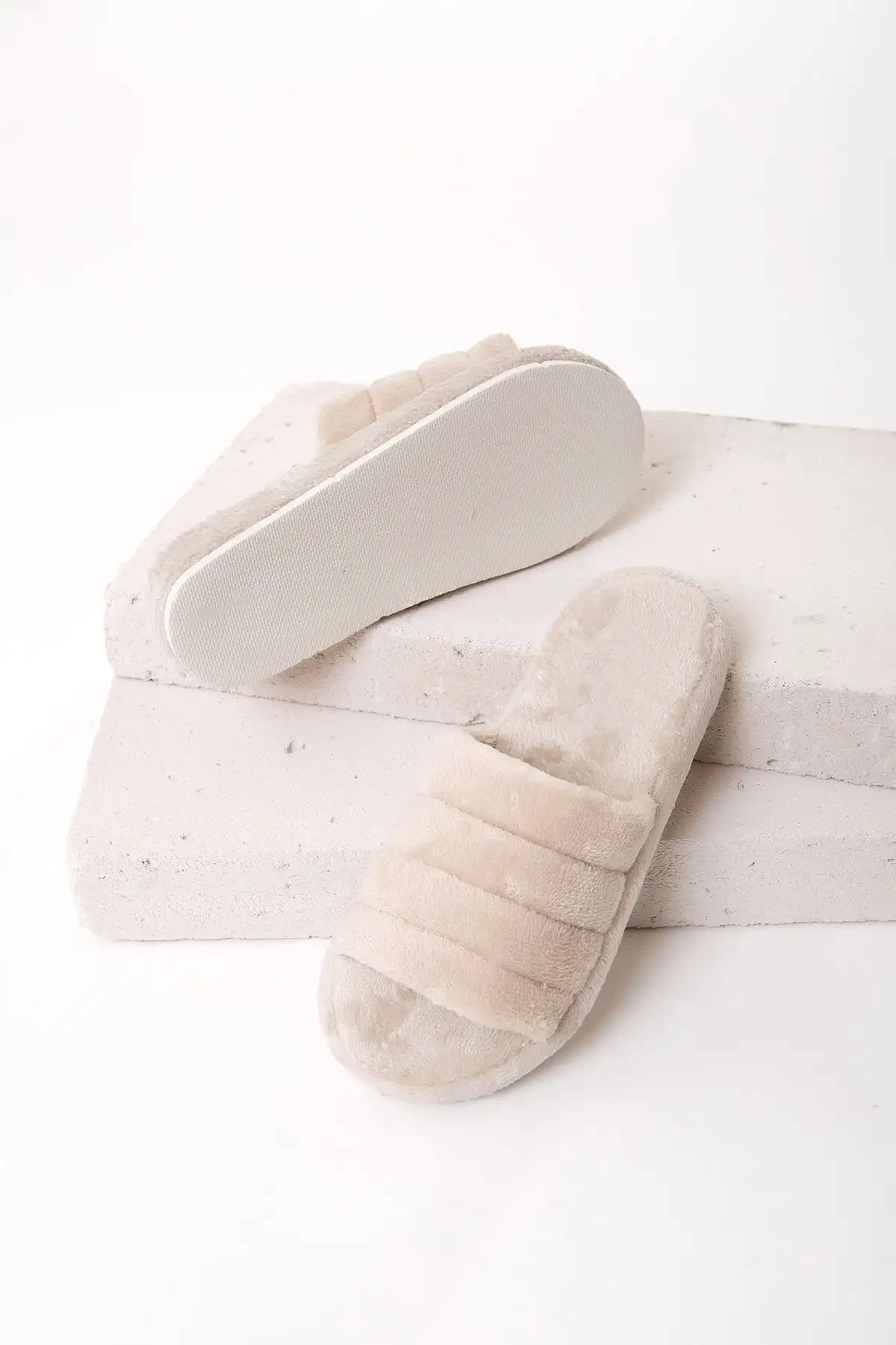 کفش راحتی خانه پکیج ۳ عددی دمپایی جلو باز، مدل دمپایی خانگی، ست وسایل عروسی - 4613 کفش راحتی خانه پکیج ۳ عددی دمپایی جلو باز، مدل دمپایی خانگی، ست وسایل عروسی - 4613