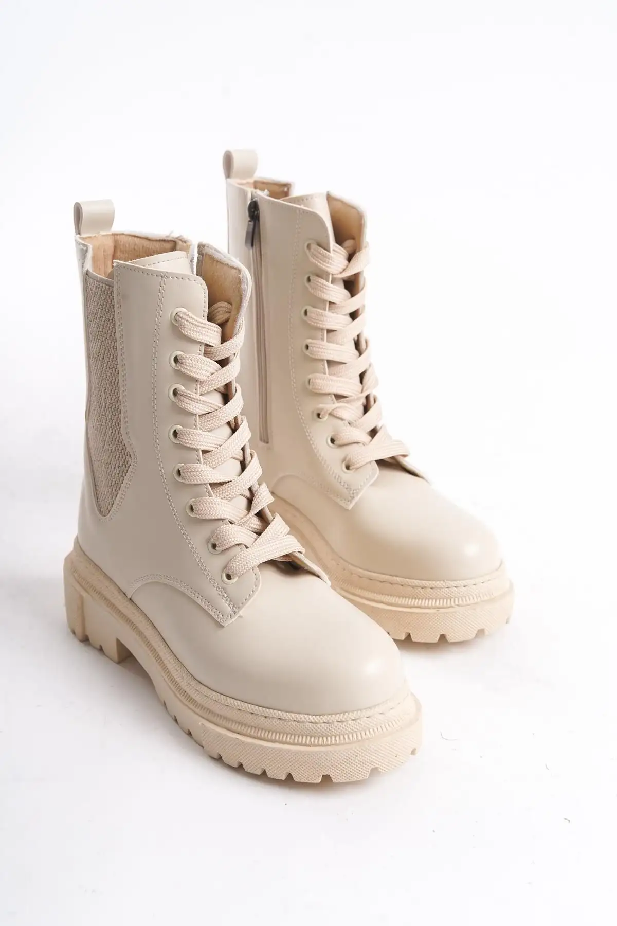 بوت و نیم بوت زنانه  رزمره  با طراحی راحت، کفی بلند، زیپ  بند دار - 5003 بوت و نیم بوت زنانه رزمره با طراحی راحت، کفی بلند، زیپ بند دار - 5003