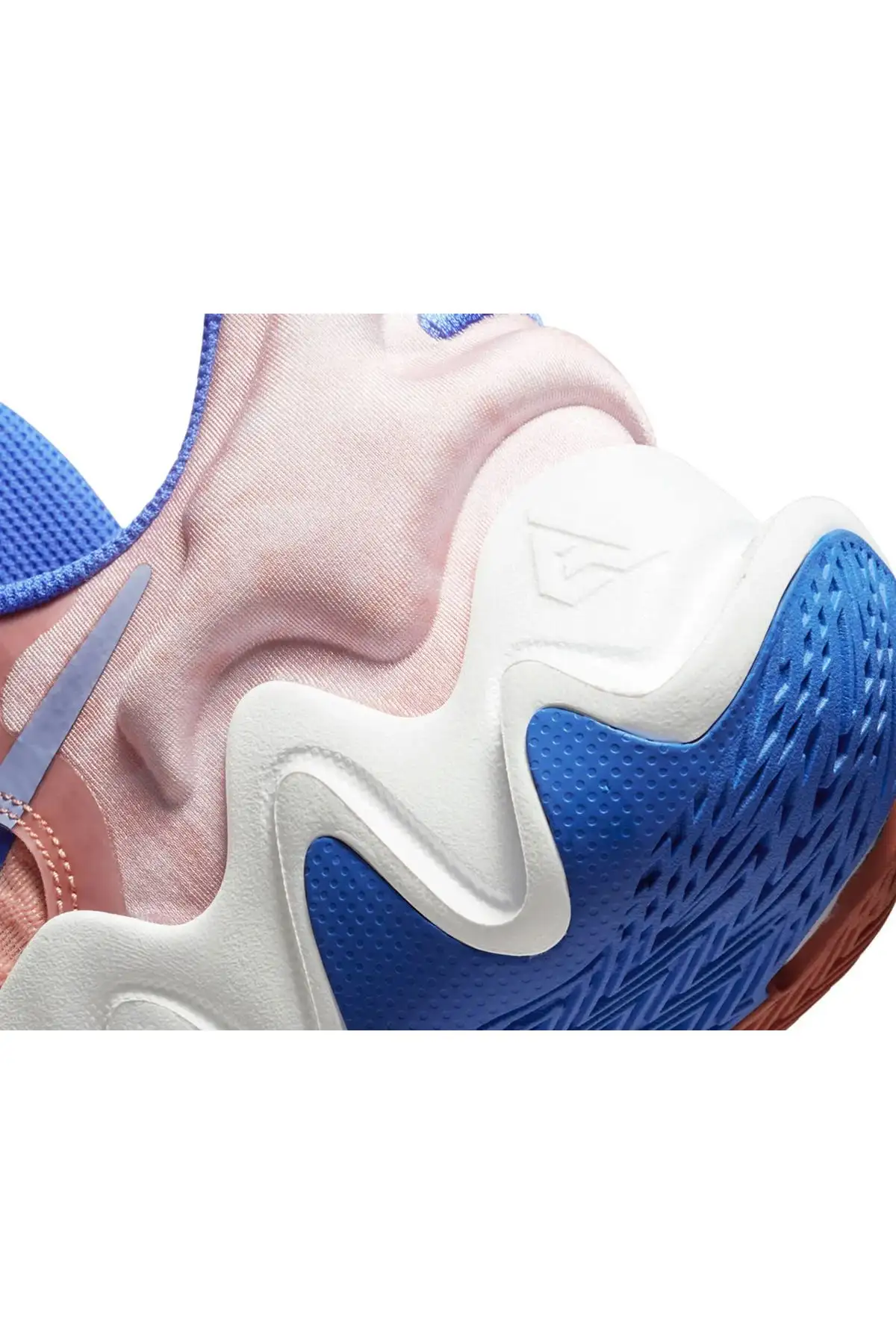 کفش بسکتبال   یونیسکس Giannis Immortality CZ4099-800 صورتی - 4270 کفش بسکتبال یونیسکس Giannis Immortality CZ4099-800 صورتی - 4270