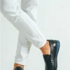 کفش روزمره مردانه چرم طبیعی کاشیور سیاه مدل MRD7-0710 - 4802