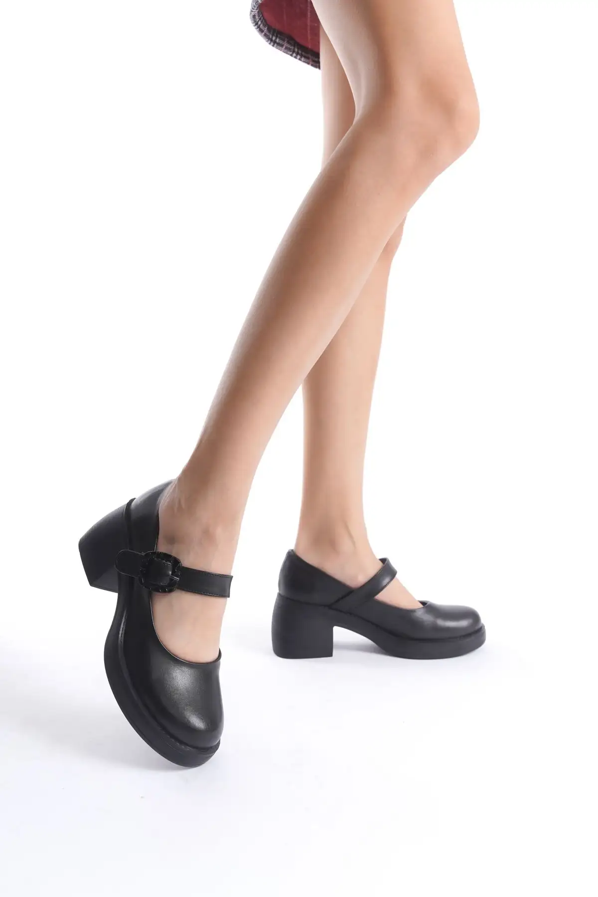 کفش پاشنه بلند زنانه  بالران لوفر  با پاشنه پلتفرم و طراحی خاص، دارای بند و سگک زیبا - 5148 کفش پاشنه بلند زنانه بالران لوفر با پاشنه پلتفرم و طراحی خاص، دارای بند و سگک زیبا - 5148