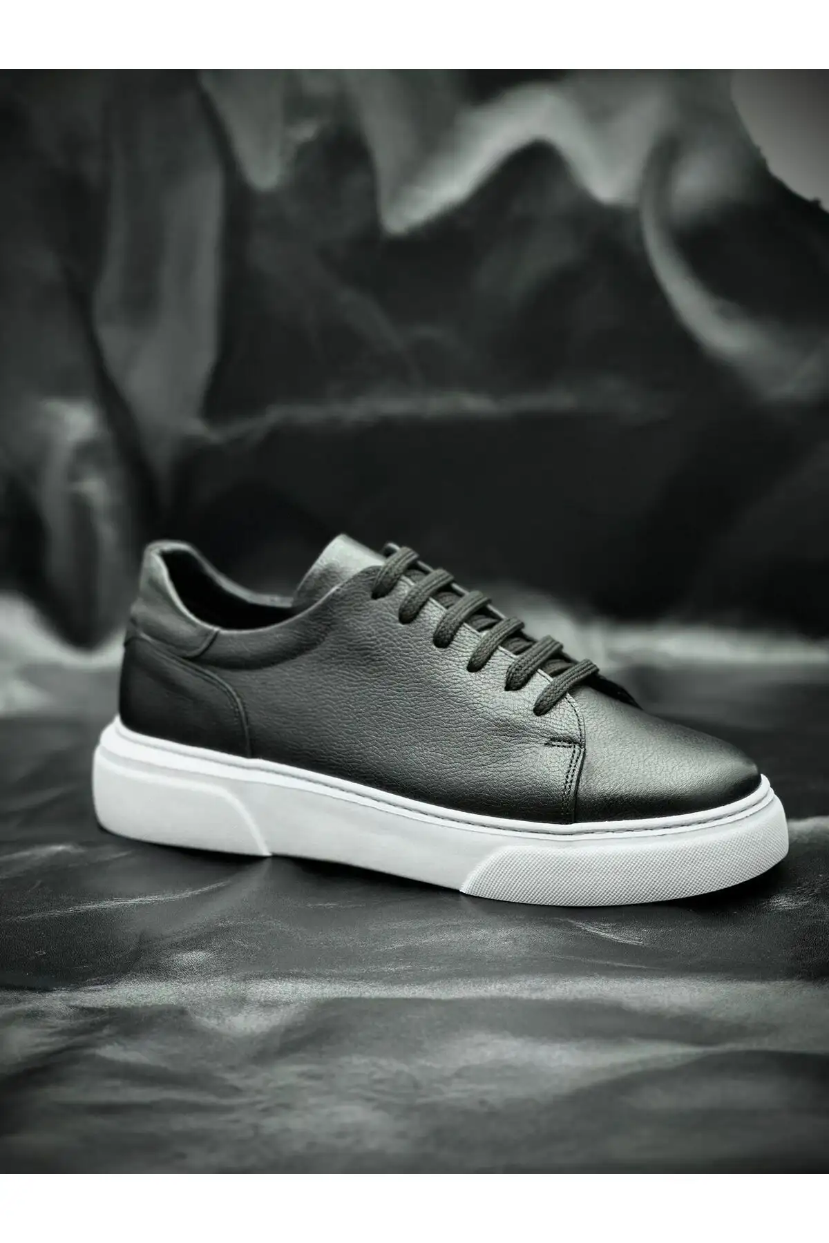 کفش روزمره مردانه کفش ورزشی مردانه مشکی از چرم طبیعی - اورتopedik، سبک، راحت، زیره ضد لغزش، شیک، مناسب استفاده روزمره - 3944 کفش روزمره مردانه کفش ورزشی مردانه مشکی از چرم طبیعی - اورتopedik، سبک، راحت، زیره ضد لغزش، شیک، مناسب استفاده روزمره - 3944