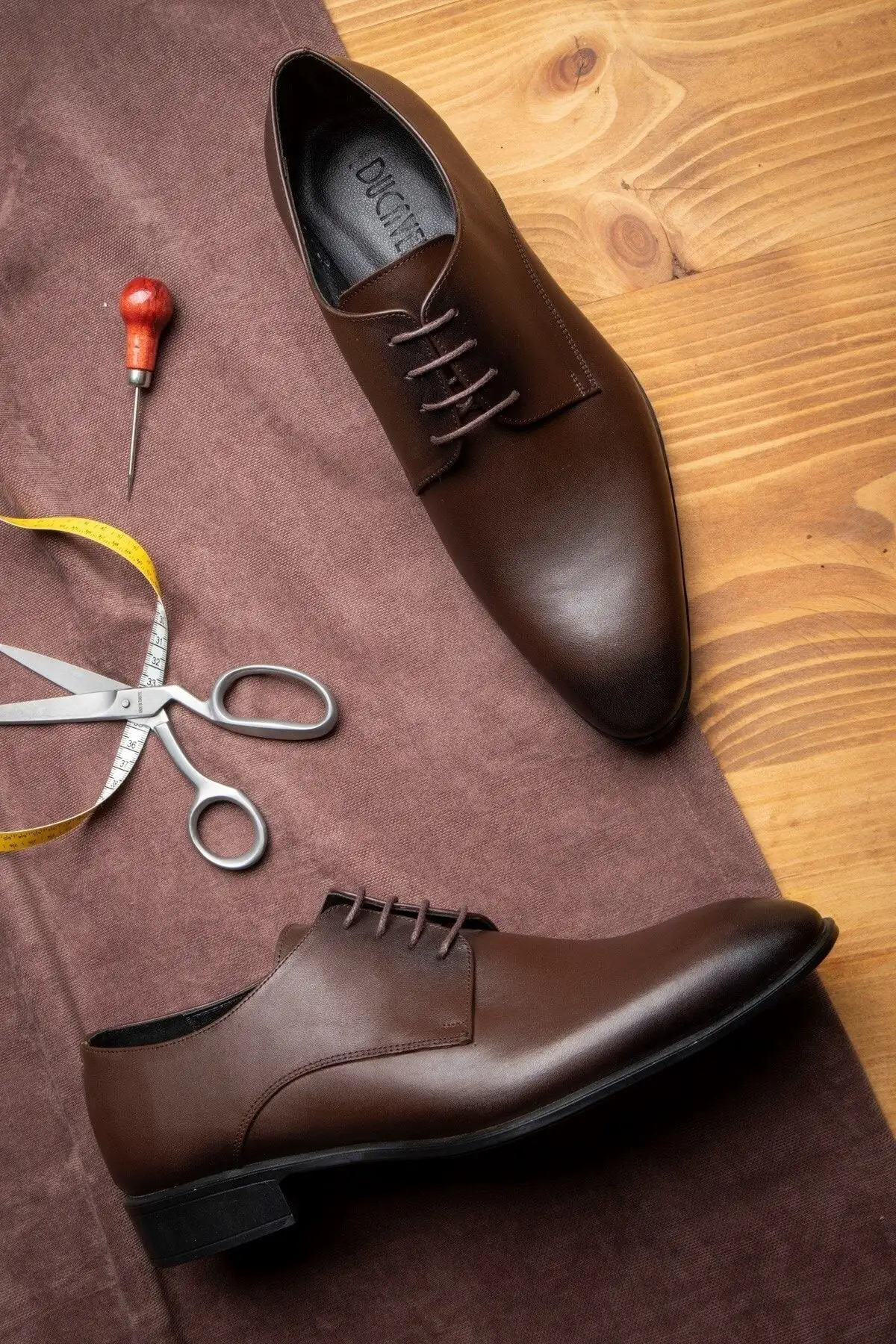 کفش مردانه کفش کلاسیک مردانه چرم طبیعی سوئیت - 3274 کفش مردانه کفش کلاسیک مردانه چرم طبیعی سوئیت - 3274