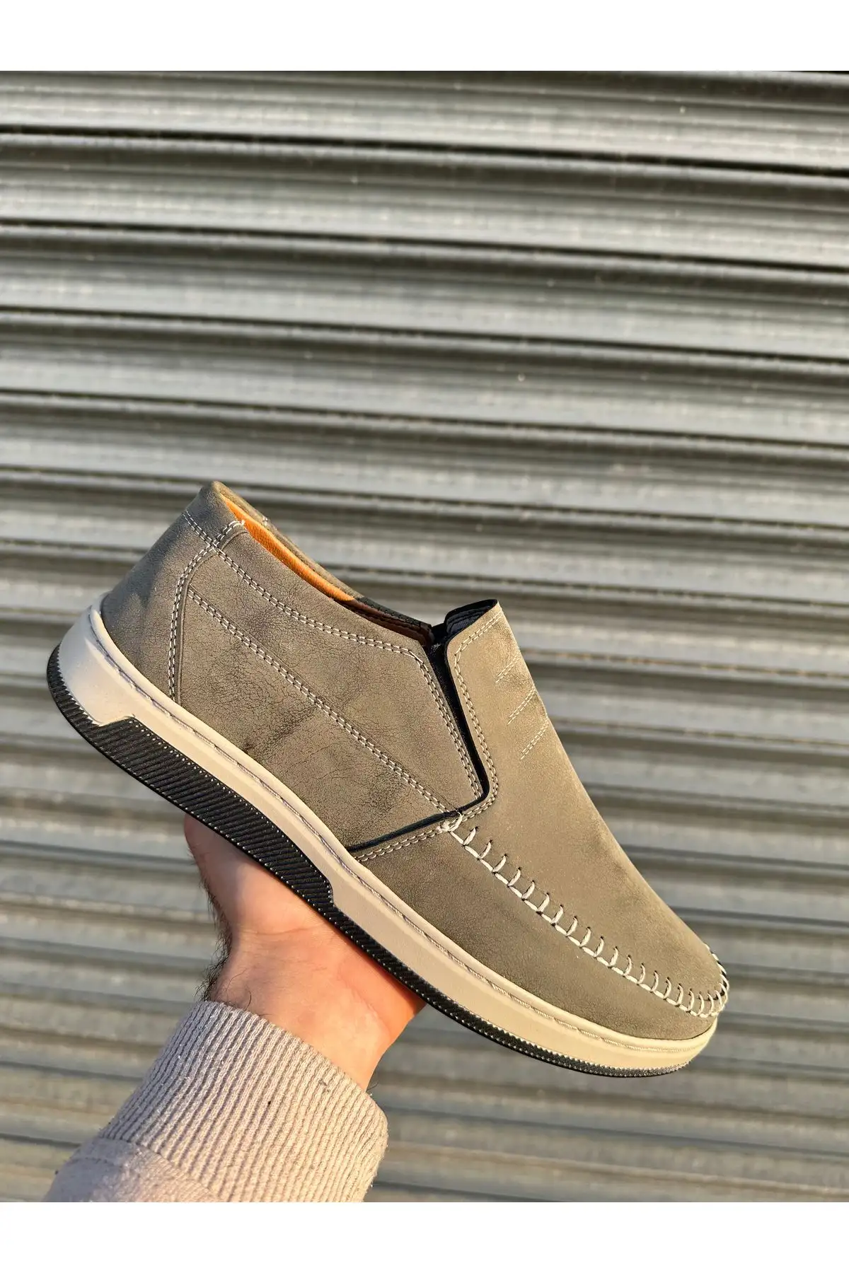 کفش روزمره مردانه کفش روزمره مردانه سبک با کفی ژل راحت اورتوپدیک - 3210 کفش روزمره مردانه کفش روزمره مردانه سبک با کفی ژل راحت اورتوپدیک - 3210