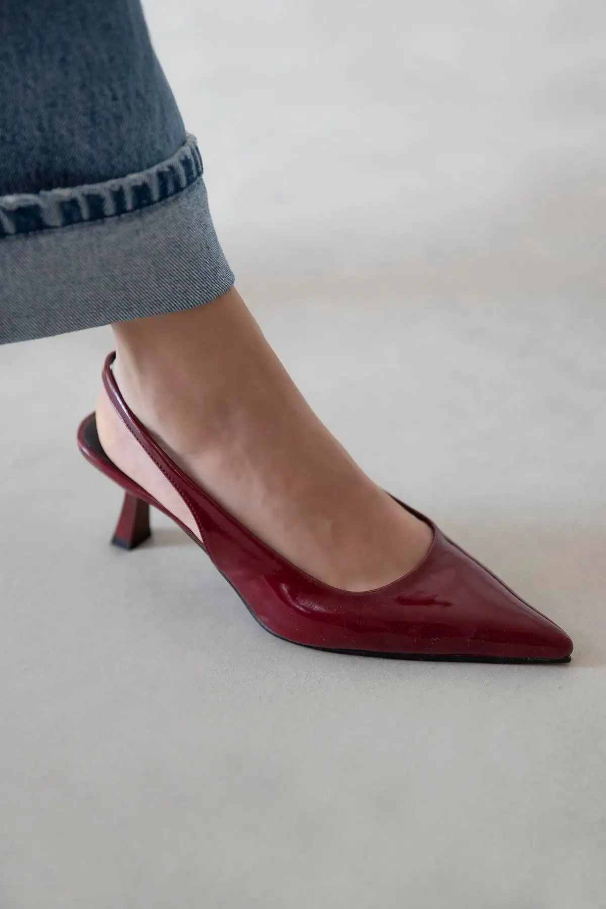 کفش پاشنه بلند زنانه دار نقرهای از جنس روکش براق به رنگ bordo - 5117 کفش پاشنه بلند زنانه دار نقرهای از جنس روکش براق به رنگ bordo - 5117