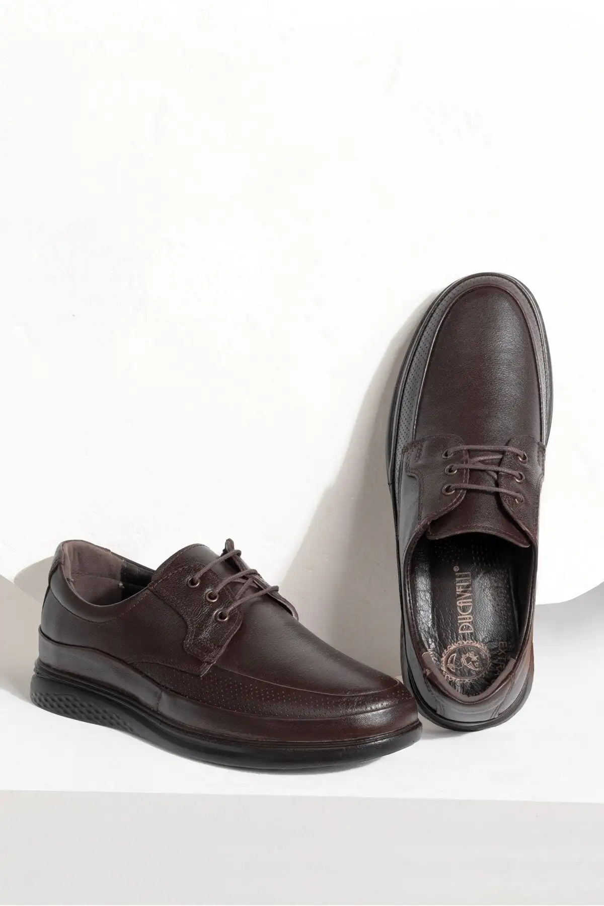 کفش روزمره مردانه 1. راحتی ارتوپدیک پوچه از چرم طبیعی 2. بابا 3. ارتوپدیک - 4639