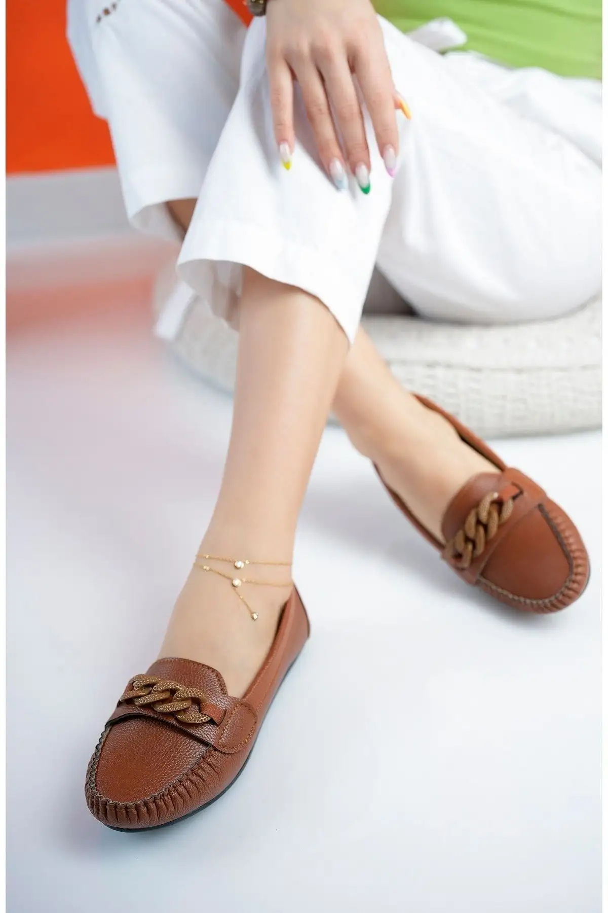 کفش اداری زنانه راحتی از چرم با sole نرم برای استفاده روزمره و ، مناسب برای فصل. - 5082 کفش اداری زنانه راحتی از چرم با sole نرم برای استفاده روزمره و ، مناسب برای فصل. - 5082