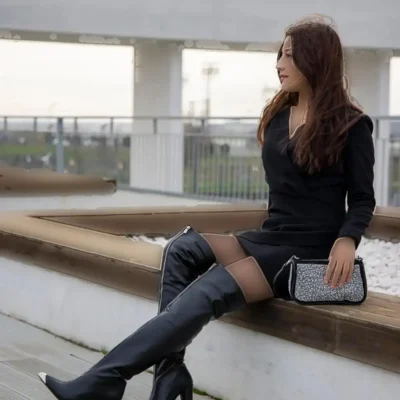 کفش اداری زنانه چکمه لیسبون مشکی چرمی با پاشنه ضخیم و زیپ طولی بالا زانو - 5092