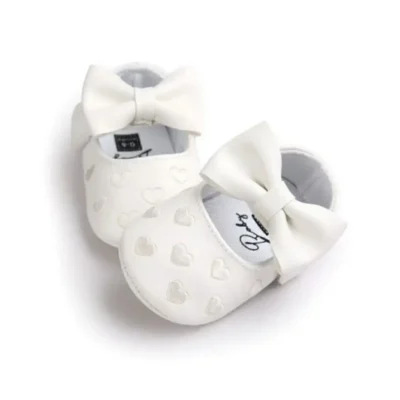 کفش نوزاد دختر پاپوش دخترانه با گلدوزی قلبی - 3313