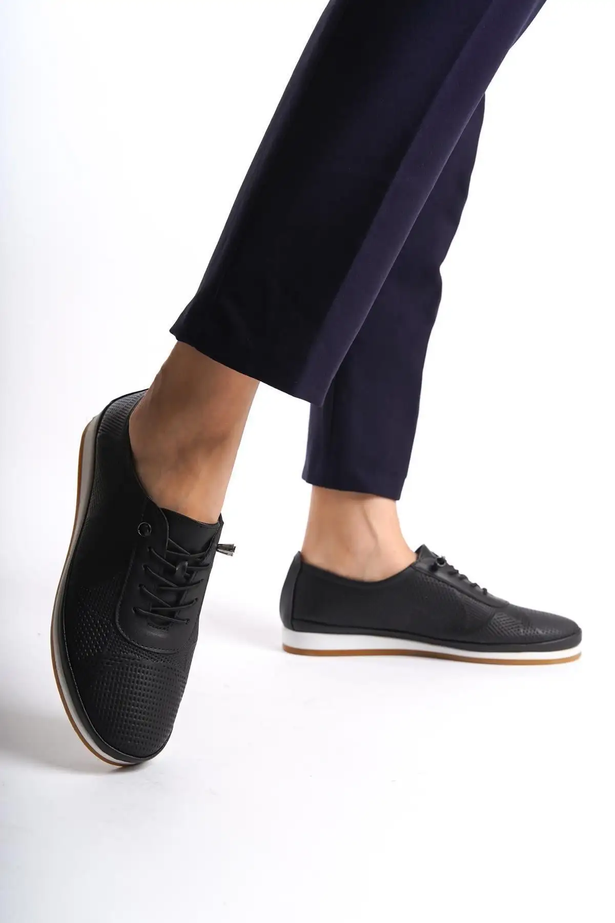 کفش اداری زنانه  روزمره  با بند، راحت و ارگونومیک از جنس چرم - 6243 کفش اداری زنانه روزمره با بند، راحت و ارگونومیک از جنس چرم - 6243