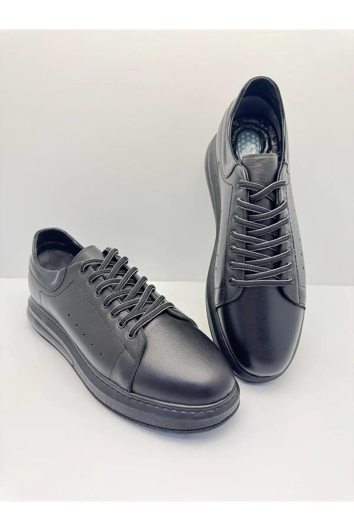 کفش سایز بزرگ مردانه کژوال ارتوپدیک با رویه و زیره چرم طبیعی، مخصوص های ( 40 تا 50) - 6707 کفش سایز بزرگ مردانه کژوال ارتوپدیک با رویه و زیره چرم طبیعی، مخصوص های ( 40 تا 50) - 6707