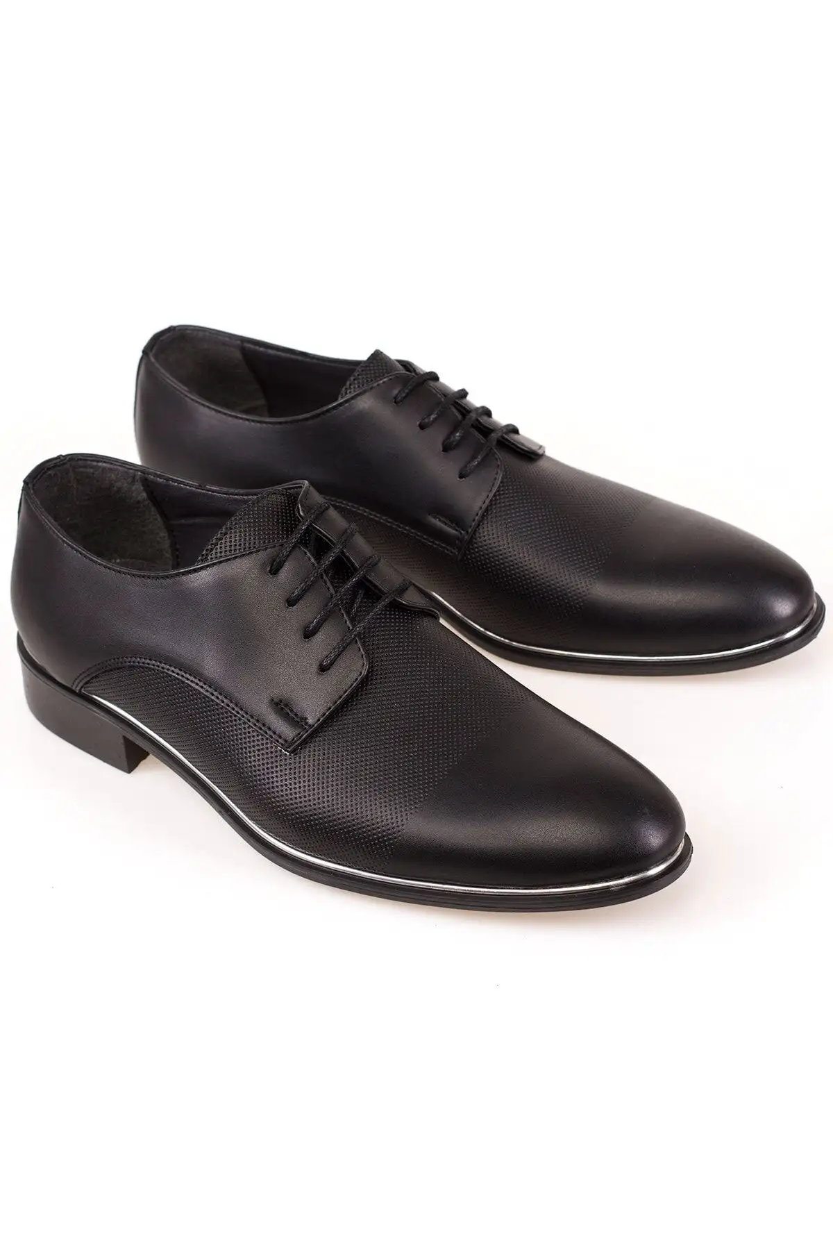 کفش روزمره مردانه  مناسب برای کت وشلوار و دامادی سیاه کلاسیک  - 7042 کفش روزمره مردانه مناسب برای کت وشلوار و دامادی سیاه کلاسیک - 7042