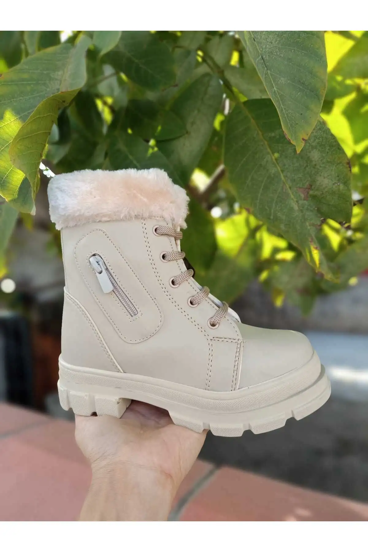 بوت بچگانه کفش  سبک کودک با جزئیات پوست طبیعی، زیره ضد لغزش و بند و زیپ - 5577 بوت بچگانه کفش سبک کودک با جزئیات پوست طبیعی، زیره ضد لغزش و بند و زیپ - 5577