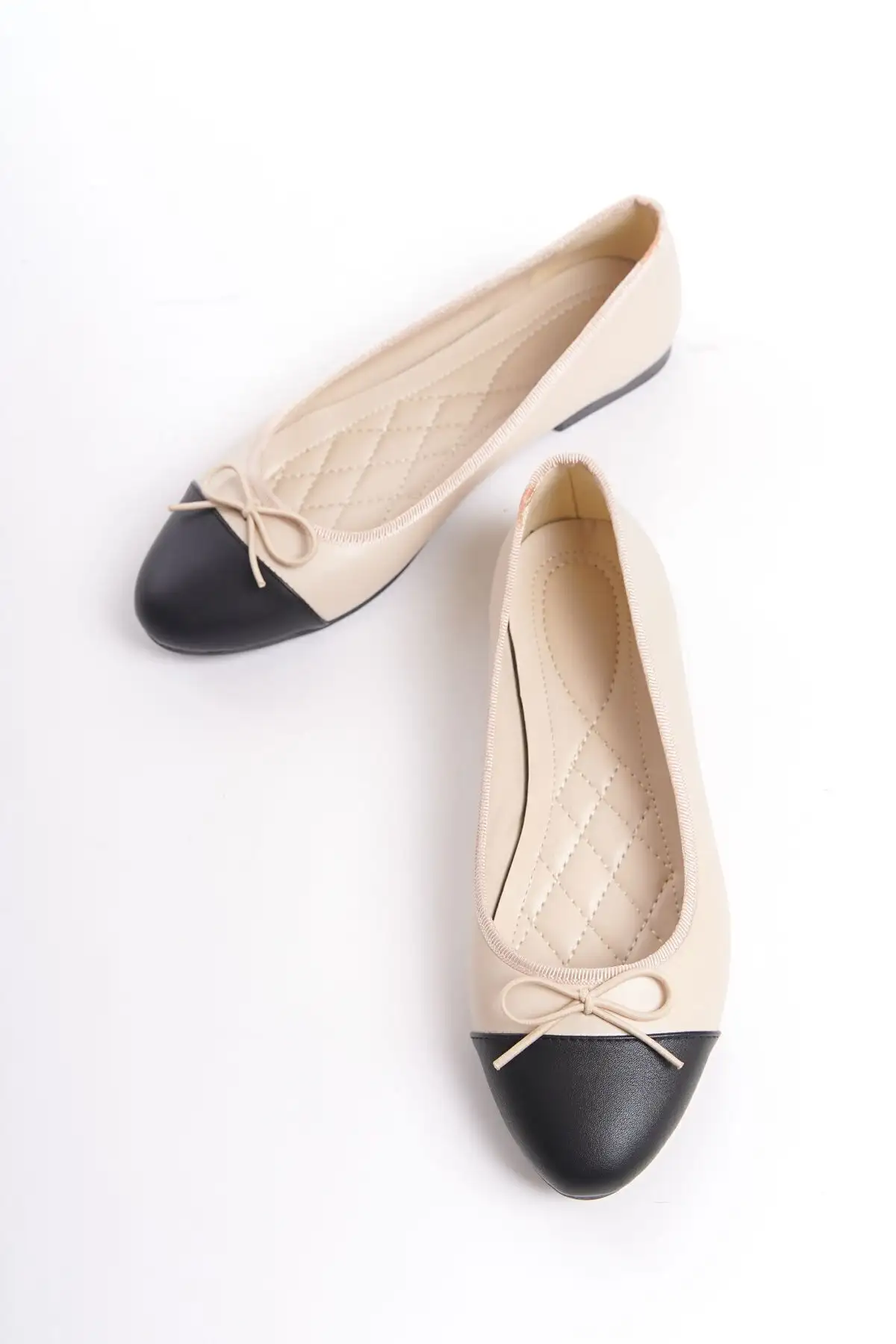 کفش مجلسی زنانه بابت  لونای بژ و سیاه - 5685 کفش مجلسی زنانه بابت لونای بژ و سیاه - 5685