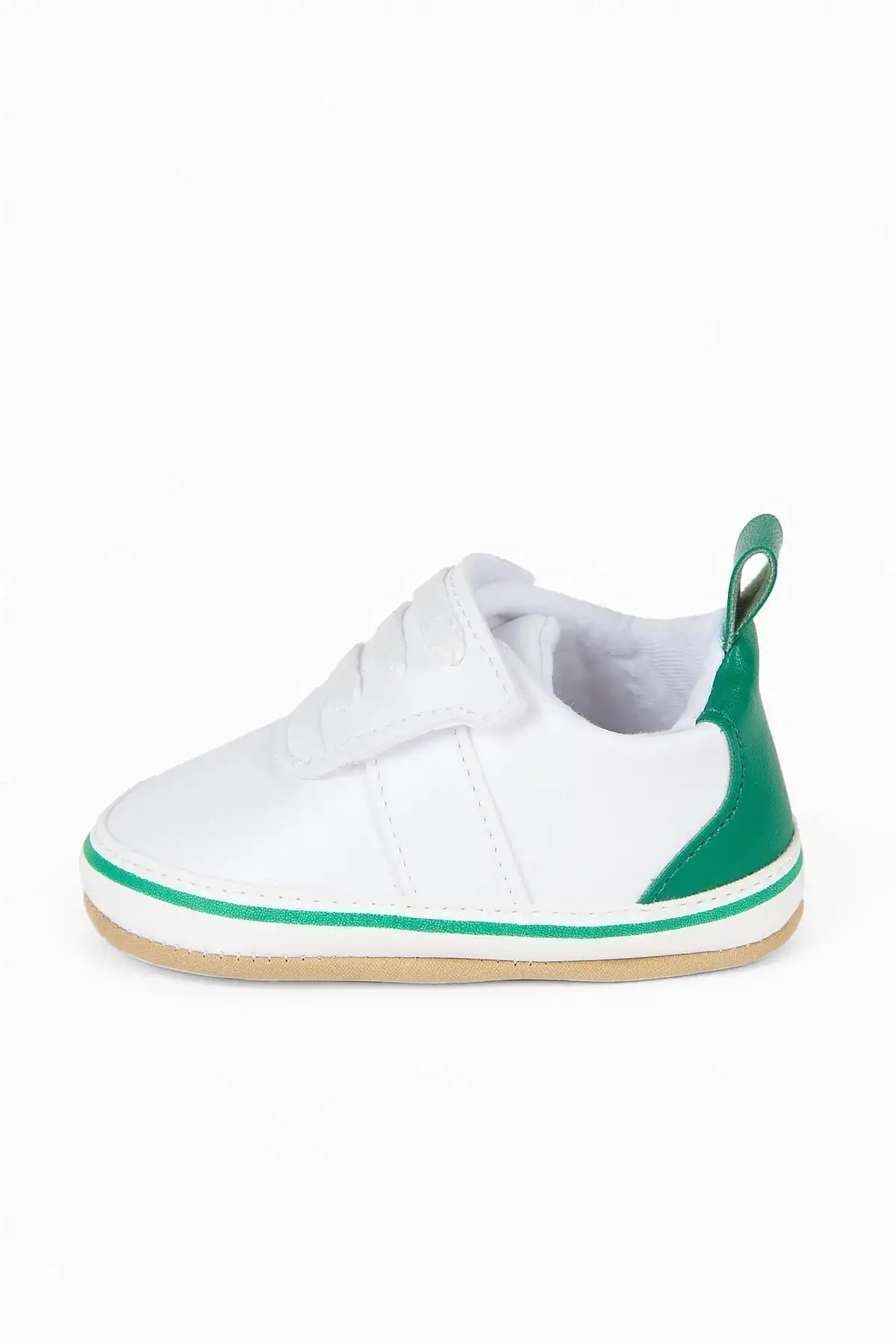 کفش نوزاد پسر پاپوش ی با جزئیات سبز و چسبی سفید - کد g-2359 - 5451 کفش نوزاد پسر پاپوش ی با جزئیات سبز و چسبی سفید - کد g-2359 - 5451