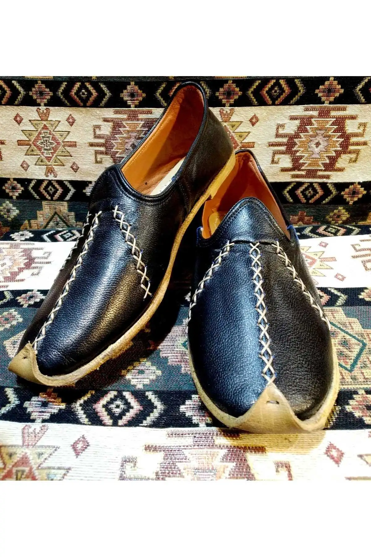 کفش مجلسی زنانه یمنی (چاریق)، یمنی دنیای عثمانی، یمنی چرمی، رنگ سیاه. - 5706 کفش مجلسی زنانه یمنی (چاریق)، یمنی دنیای عثمانی، یمنی چرمی، رنگ سیاه. - 5706