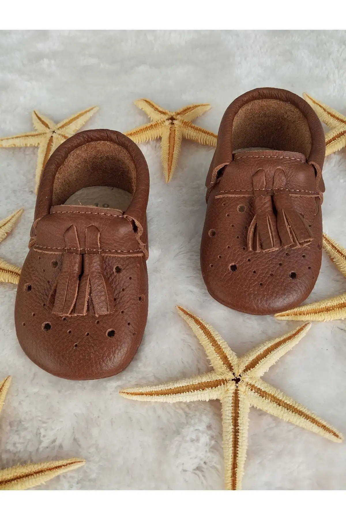 کفش نوزاد پسر پاپوش مکوسن بچهگانه از چرم طبیعی (اندازهگیری سایز در توضیحات) - 6551 کفش نوزاد پسر پاپوش مکوسن بچهگانه از چرم طبیعی (اندازهگیری سایز در توضیحات) - 6551