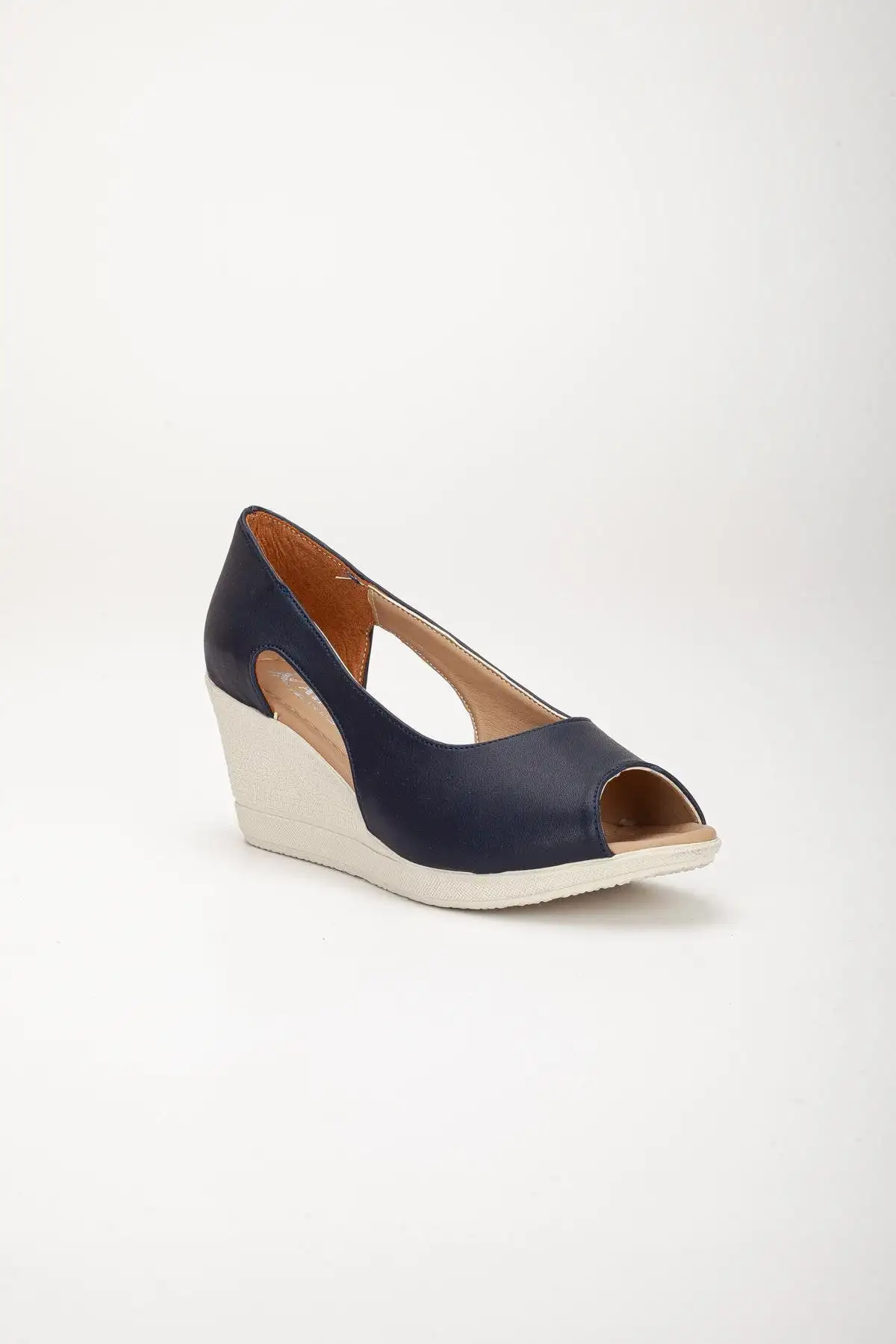 کفش پاشنه بلند زنانه  دار  کفیدار با پنجره باز، از چرم مصنوعی، رنگ سرمهای - 5766 کفش پاشنه بلند زنانه دار کفیدار با پنجره باز، از چرم مصنوعی، رنگ سرمهای - 5766