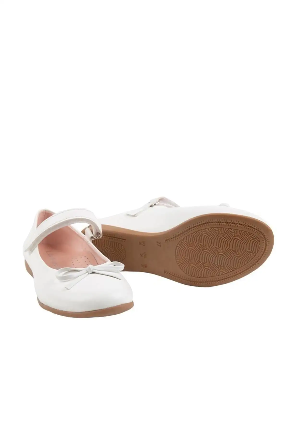 کفش دخترانه باله جسی کا با پوست سفید و بند چسبی تک، مدل ساده. - 5840 کفش دخترانه باله جسی کا با پوست سفید و بند چسبی تک، مدل ساده. - 5840