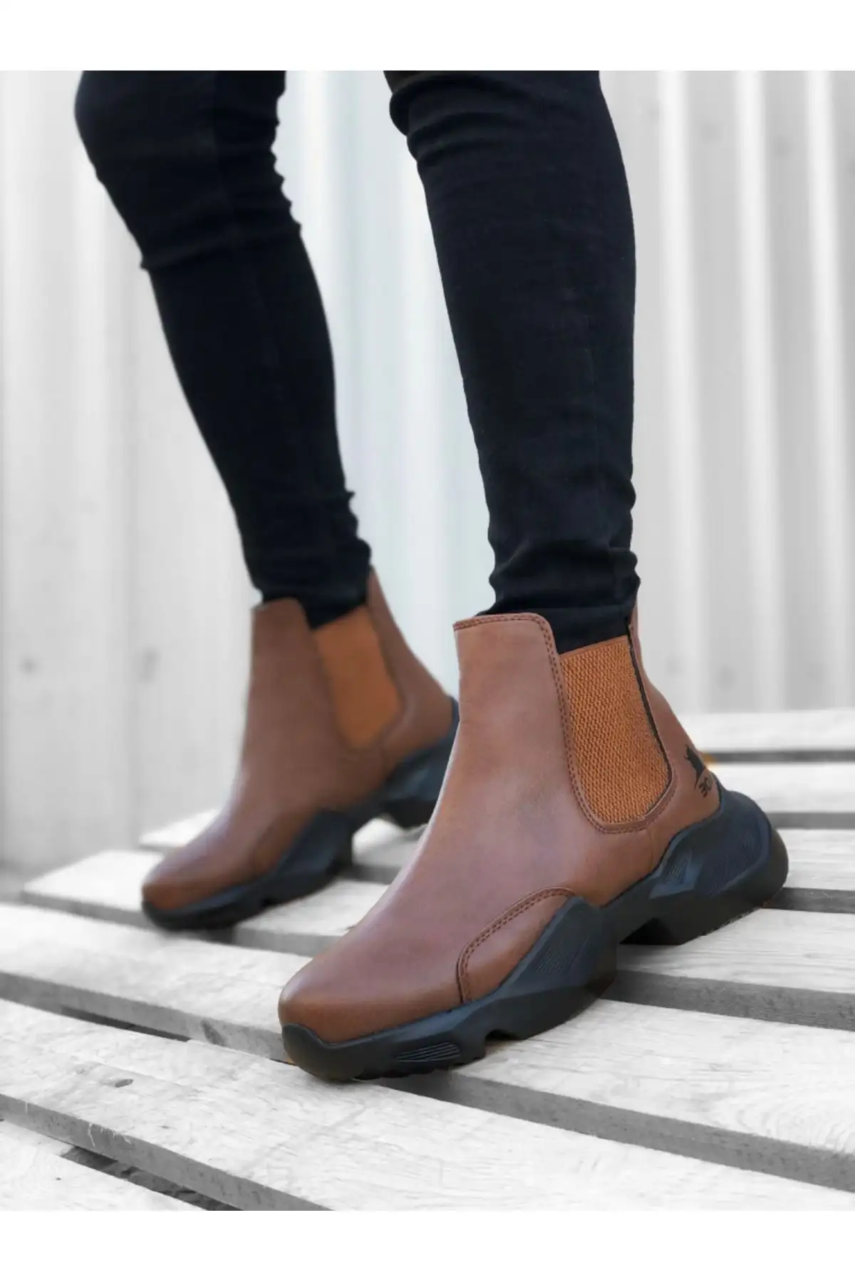 بوت مردانه Ba0444 نیمه چکمهای راحت با زیره بلند و بدون بند به رنگ قهوهای تیره - 6161 بوت مردانه Ba0444 نیمه چکمهای راحت با زیره بلند و بدون بند به رنگ قهوهای تیره - 6161