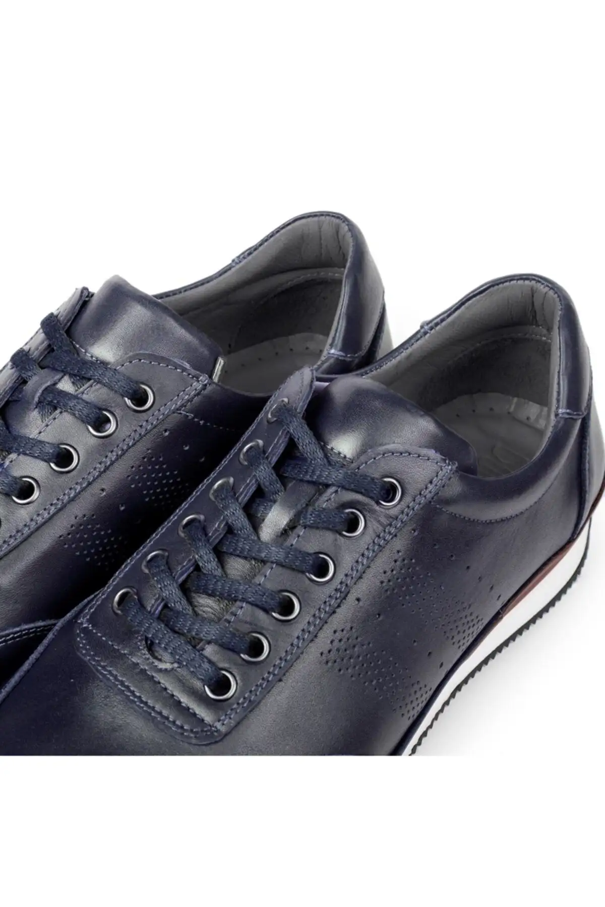 کفش روزمره مردانه فگولا    از چرم طبیعی،  کژوال،  ۱۰۰% چرم، چهار فصل - 7046 کفش روزمره مردانه فگولا از چرم طبیعی، کژوال، ۱۰۰% چرم، چهار فصل - 7046