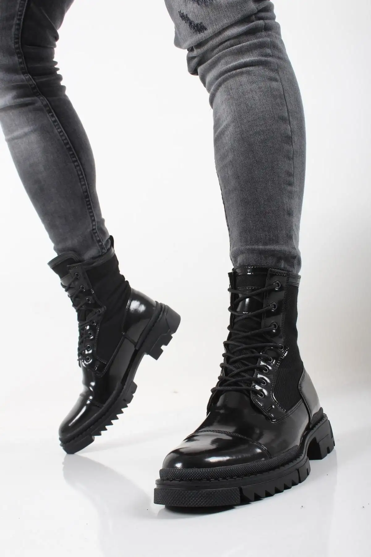 بوت مردانه کتانی پرفرم  نظامی مدل Cnt 746 - 6677 بوت مردانه کتانی پرفرم نظامی مدل Cnt 746 - 6677