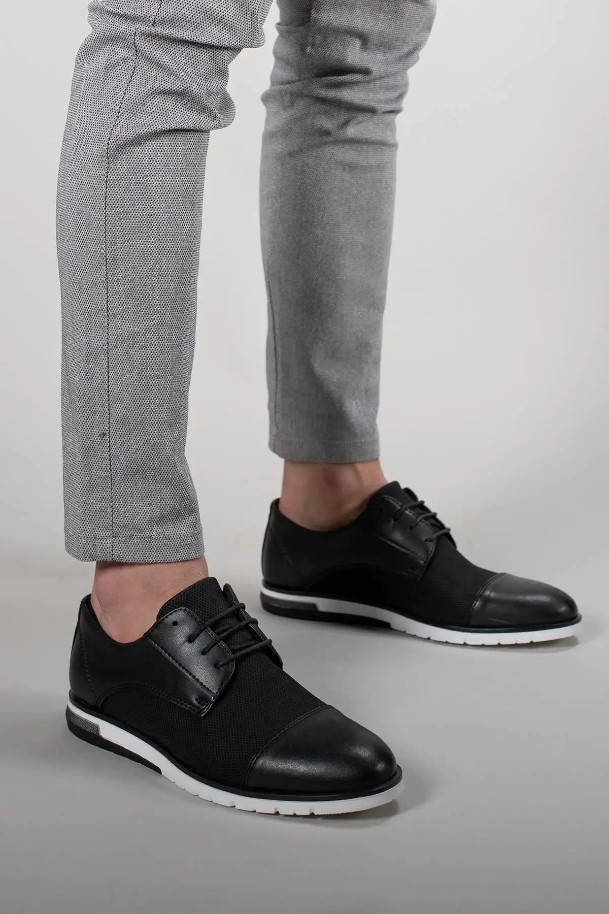 کفش رسمی مردانه کلاسیک ارگونومیک با سبک ویپ و بنددار - 5992